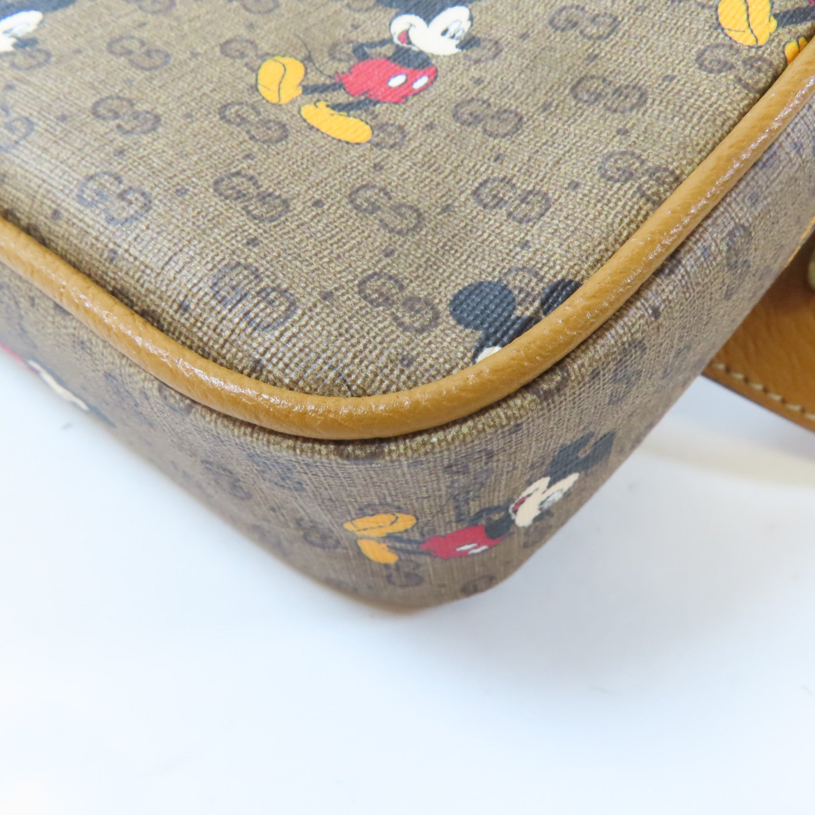 GUCCI 【激減優惠】塗層帆布Disney Gucci Mini Supreme Belt Bag金扣腰包啡色