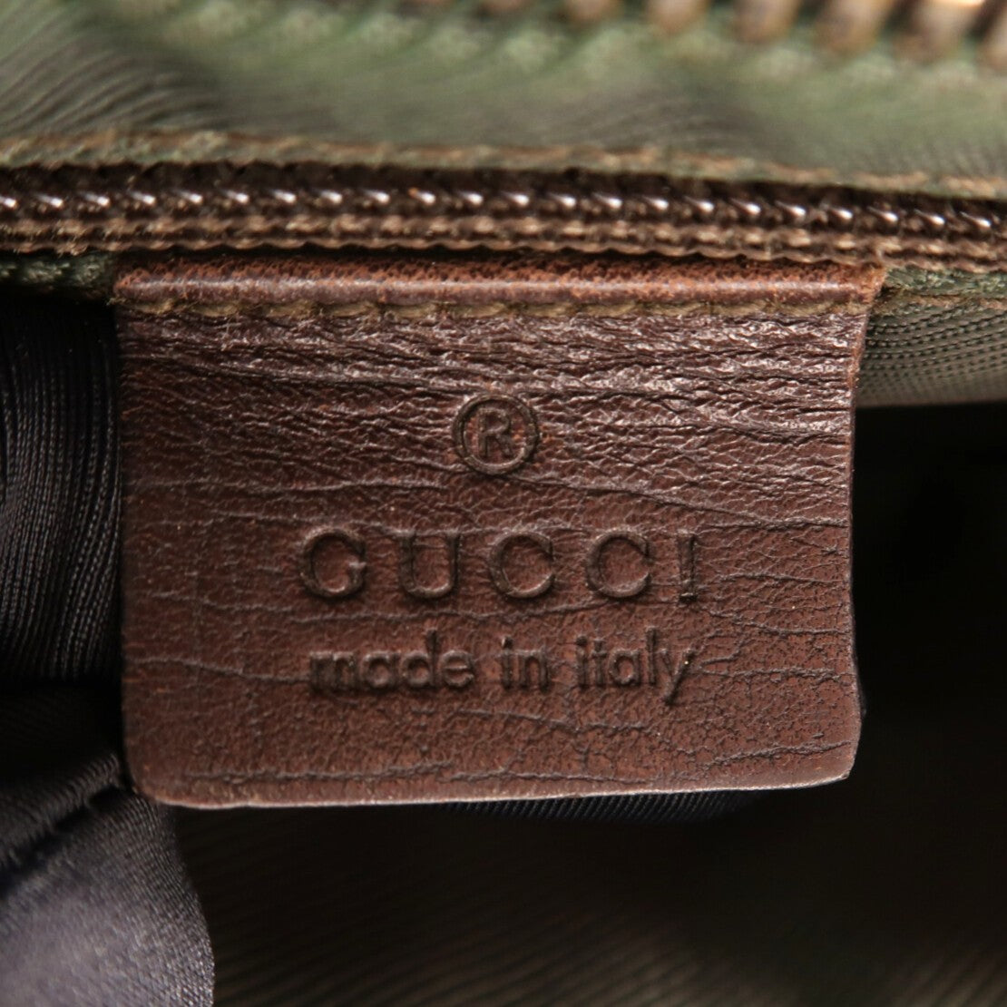 GUCCI 塗層帆布Shoulder Bag銀扣肩背袋