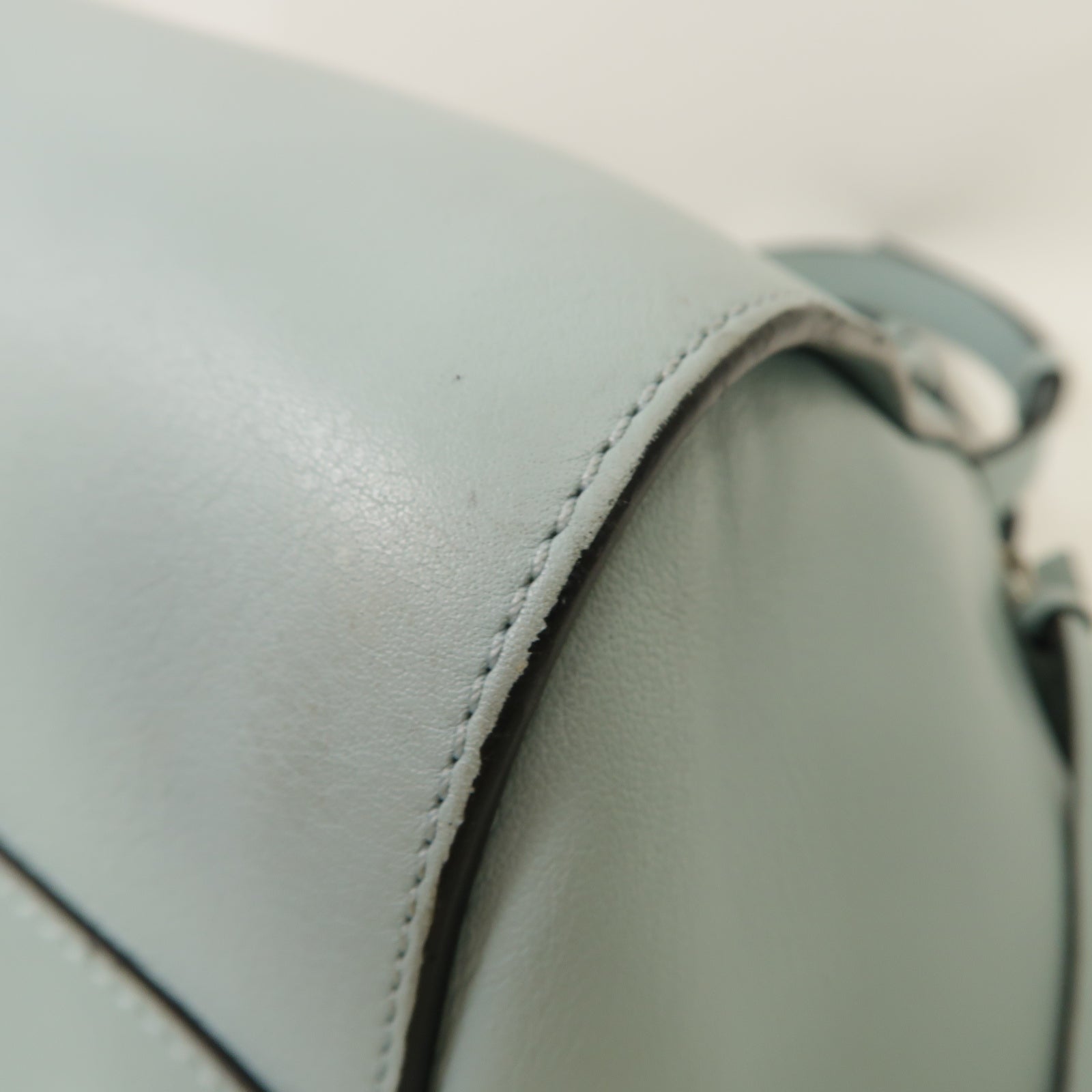 LOEWE 牛皮皮革Hammock銀扣手挽肩背兩用袋淺藍色