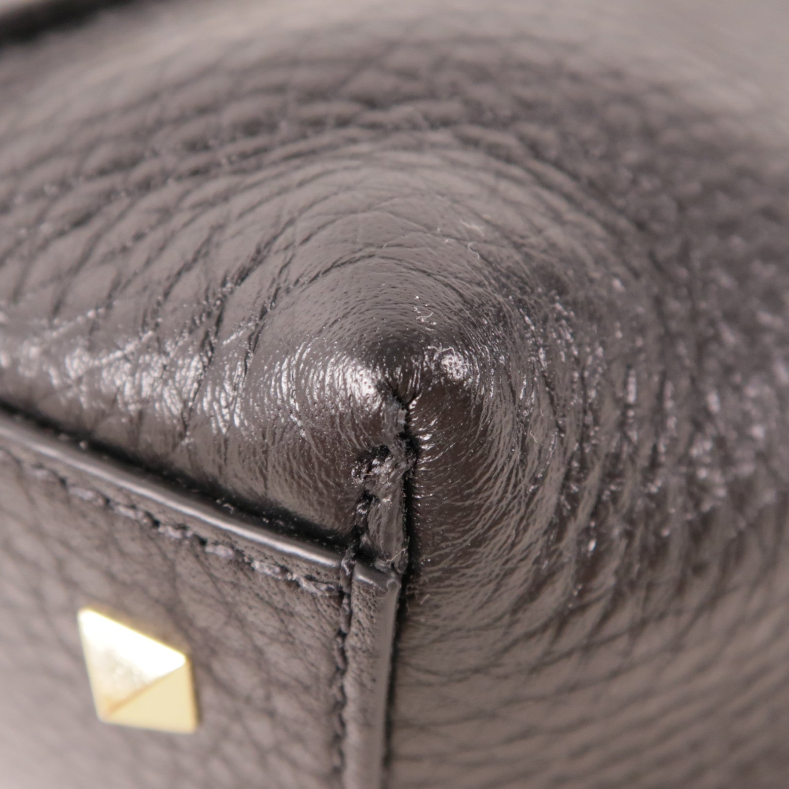 Valentino 牛皮皮革Rockstud金扣手挽肩背兩用袋