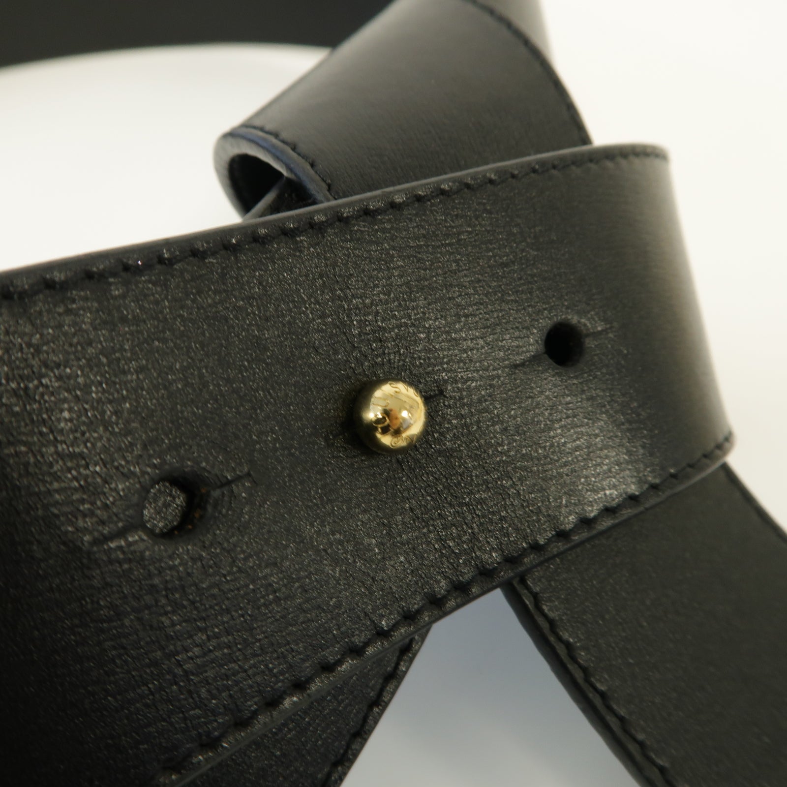 LOUIS VUITTON 【激減優惠】牛皮皮革Tie The Knot 45mm金扣皮帶黑色
