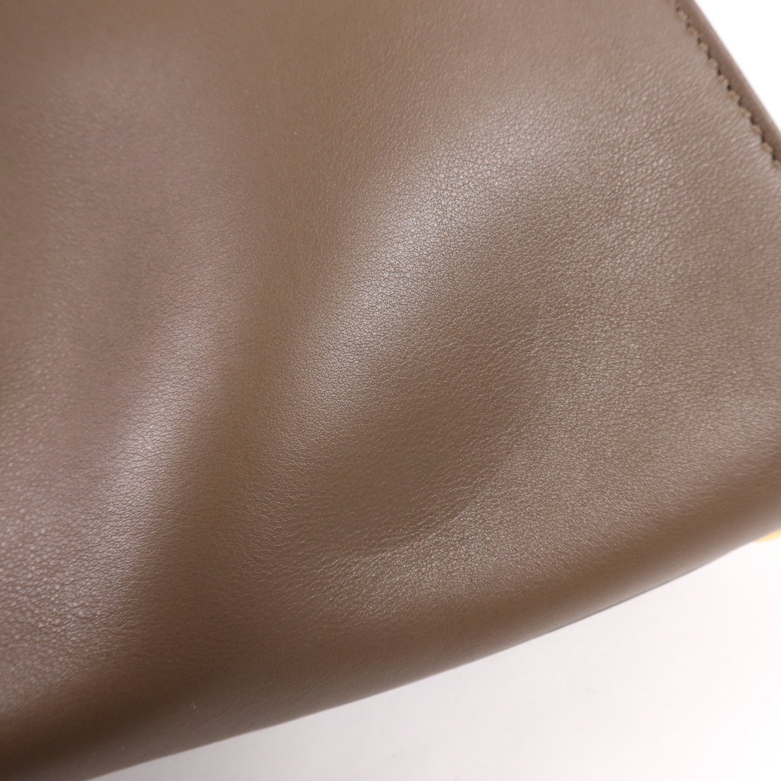 FENDI 牛皮皮革Peekaboo金扣手挽肩背兩用袋