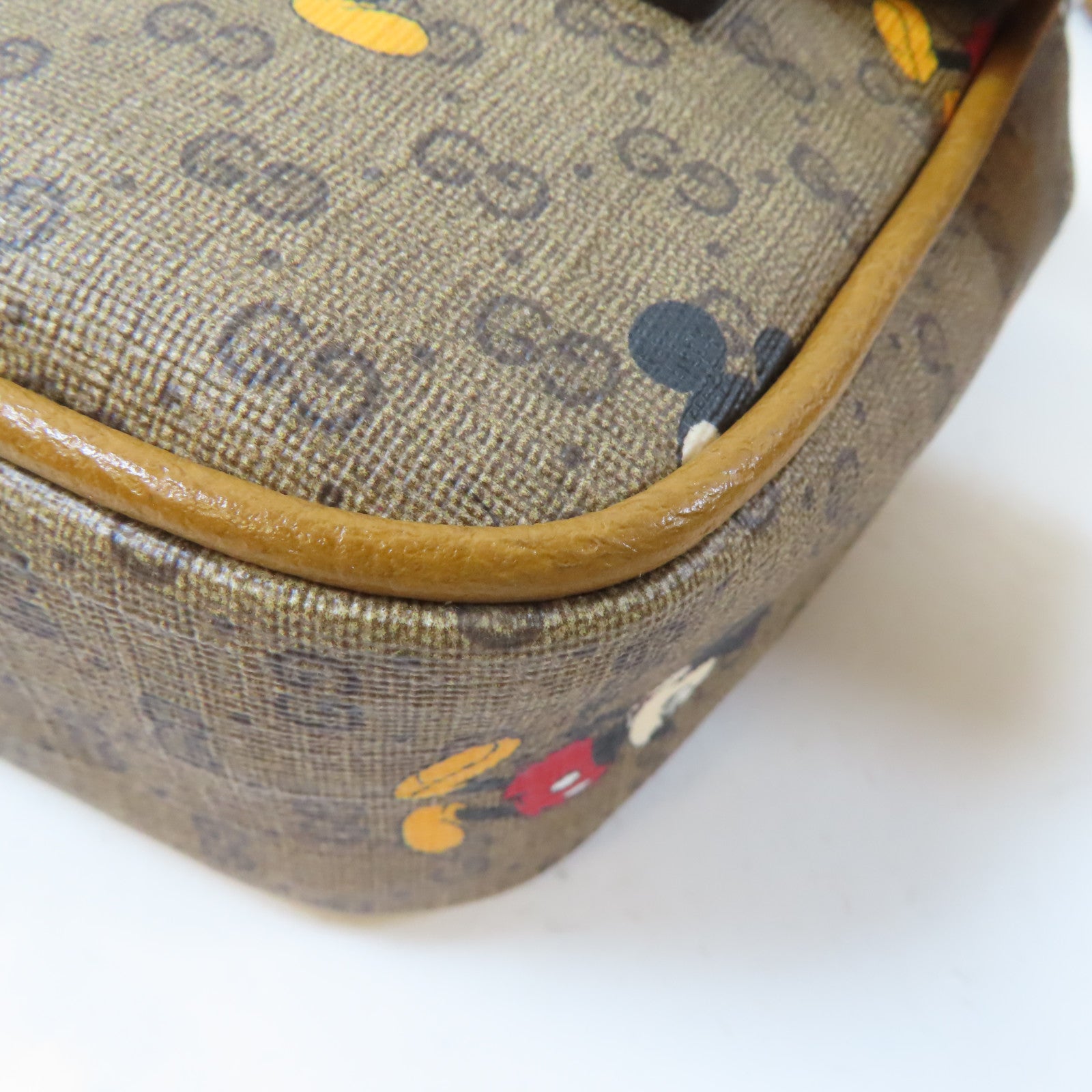 GUCCI 【激減優惠】塗層帆布Disney Gucci Mini Supreme Belt Bag金扣腰包啡色