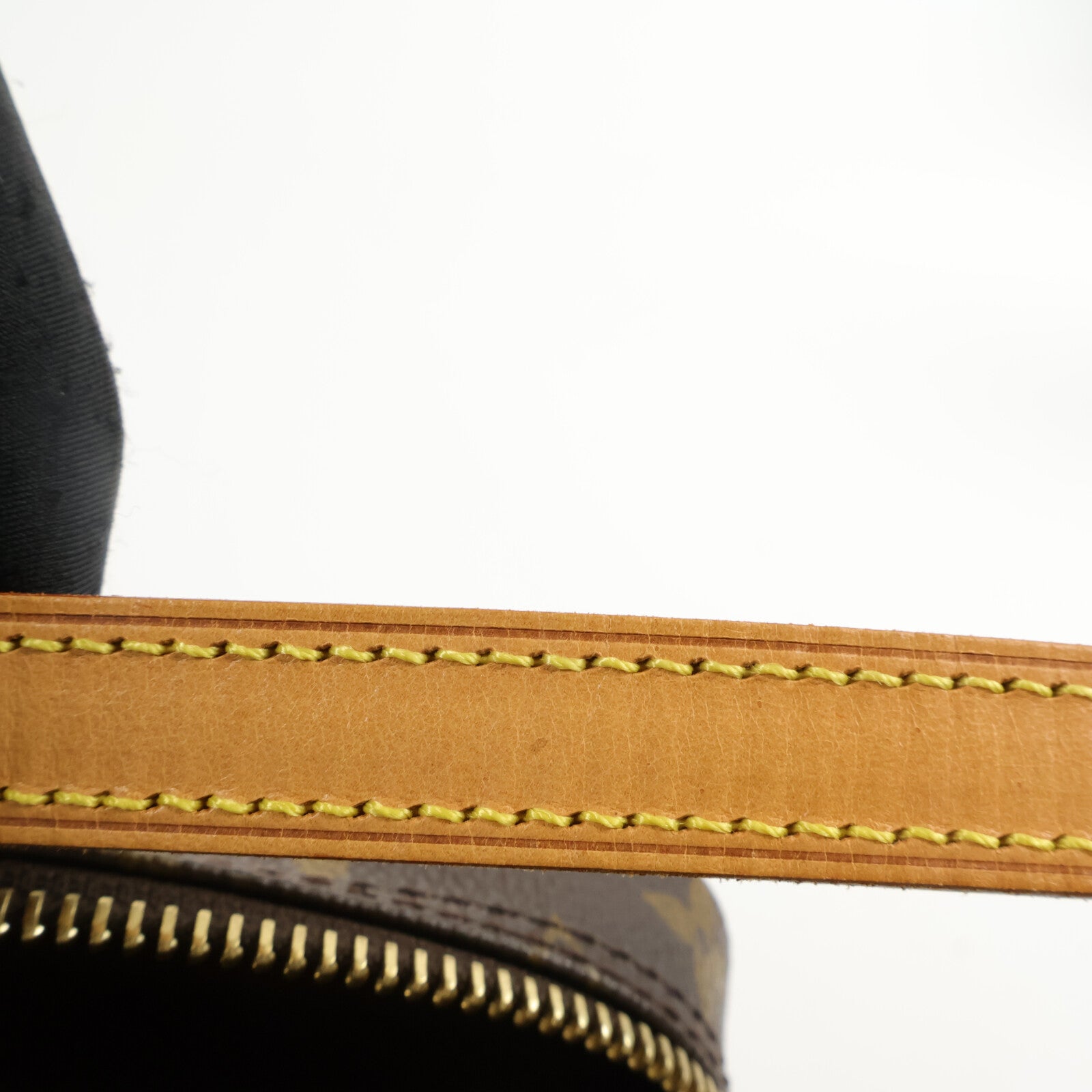 LOUIS VUITTON Monogram Pochette Cite肩背袋
