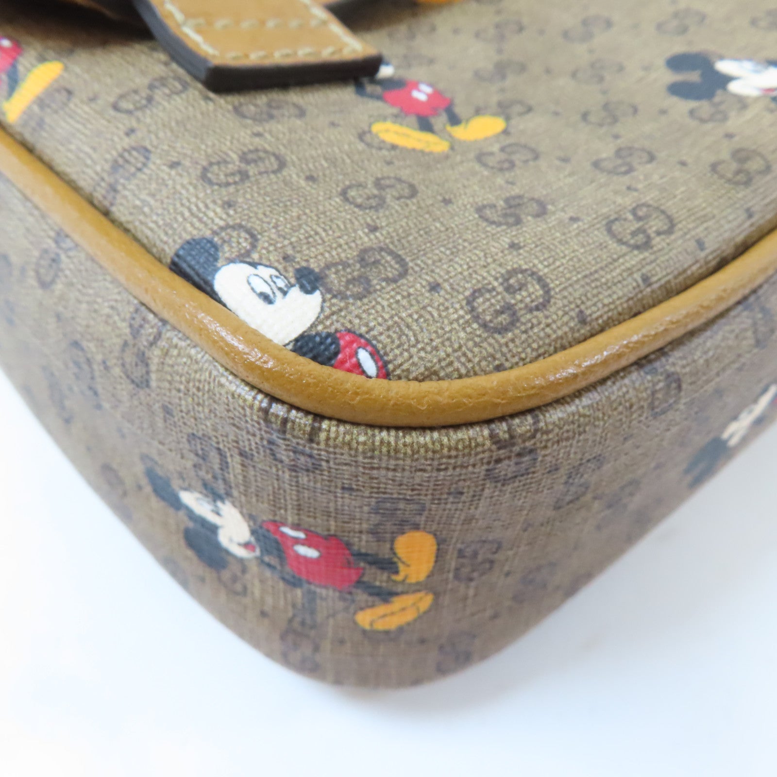 GUCCI 【激減優惠】塗層帆布Disney Gucci Mini Supreme Belt Bag金扣腰包啡色