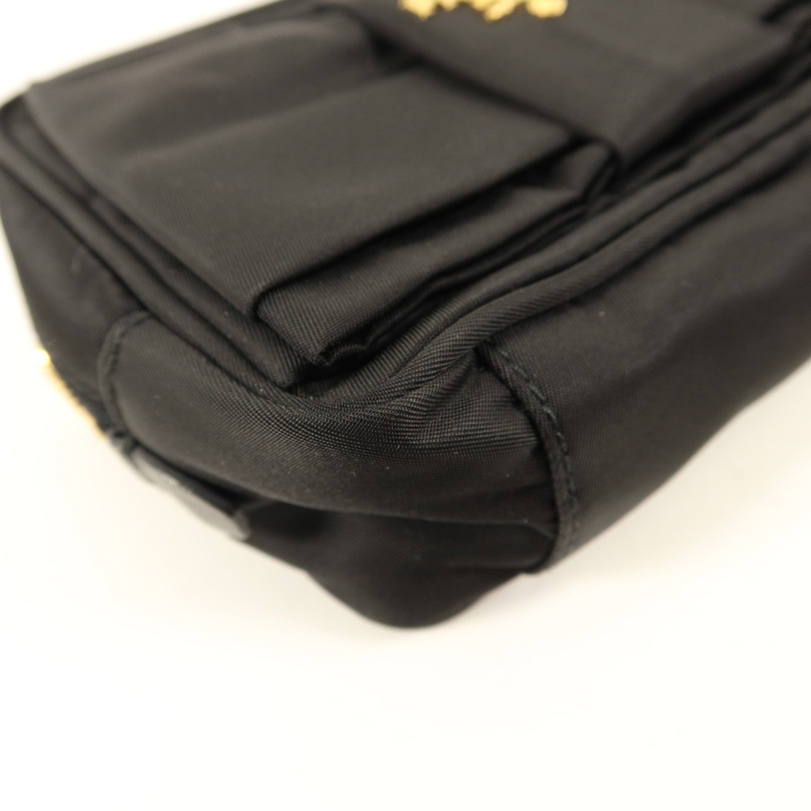 PRADA 尼龍Shoulder Bag金扣肩背袋