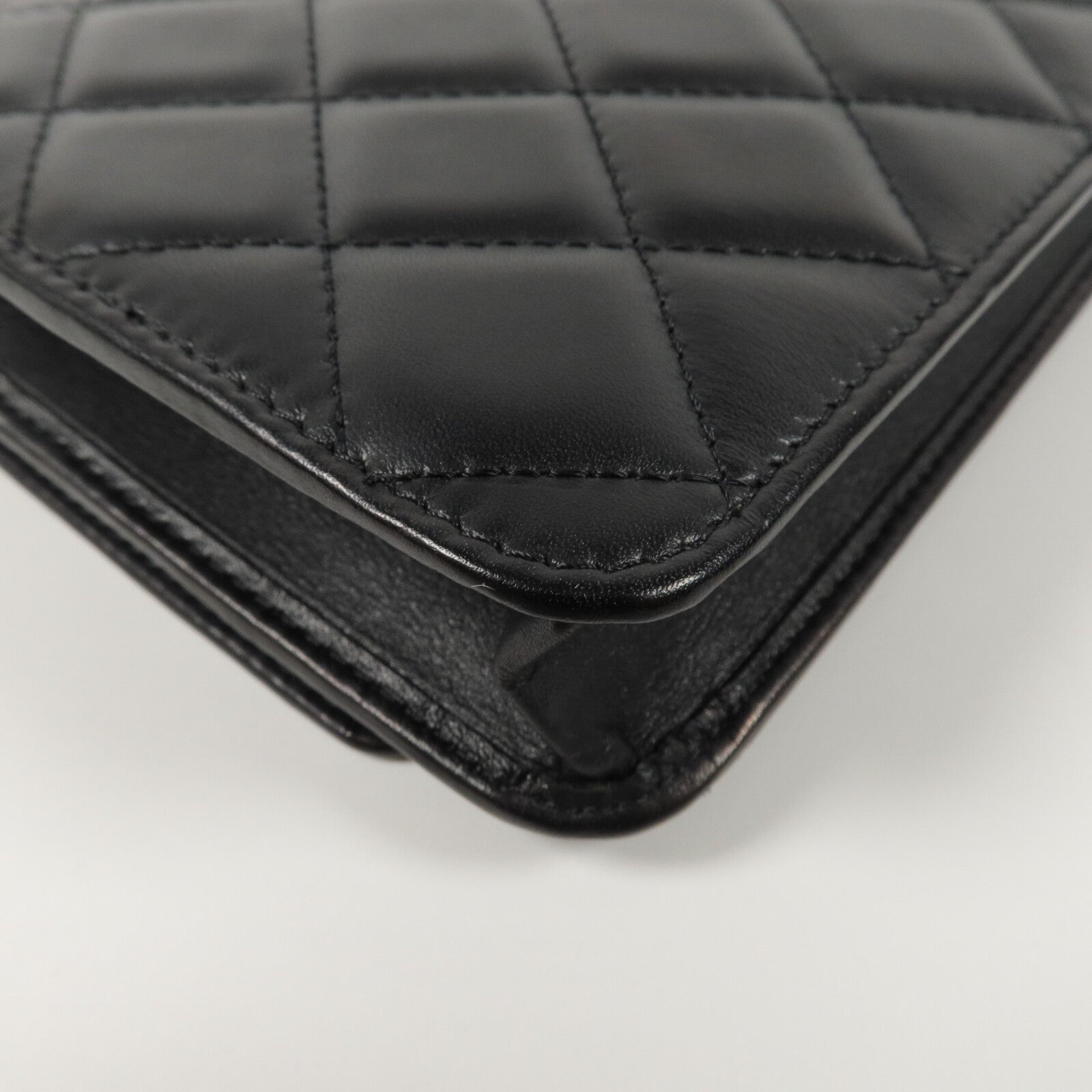 CHANEL 牛皮皮革Cambon Wallet On Chain鏈帶肩背袋