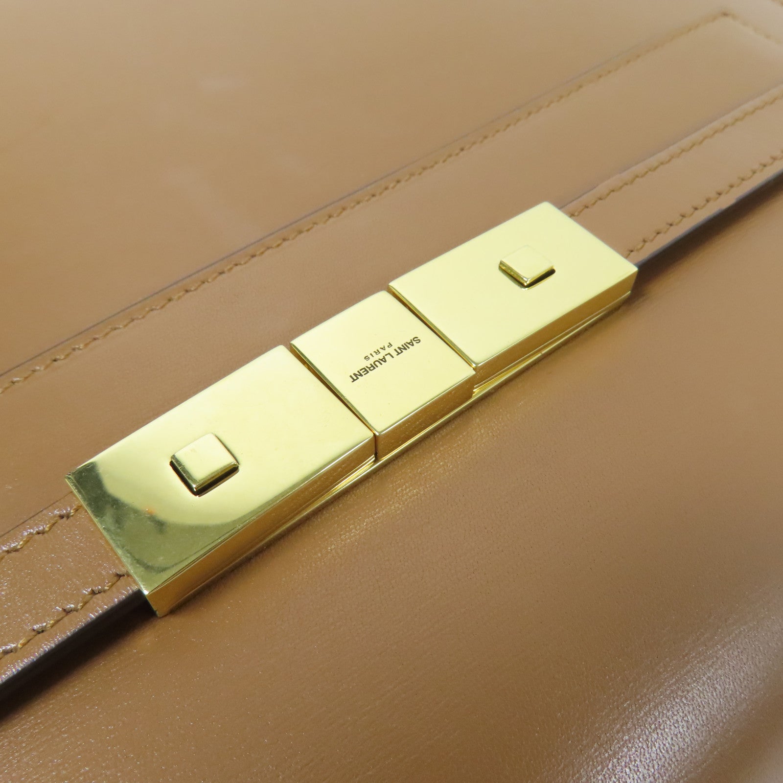 YVES SAINT LAURENT 牛皮皮革Manhattan Small金扣肩背袋