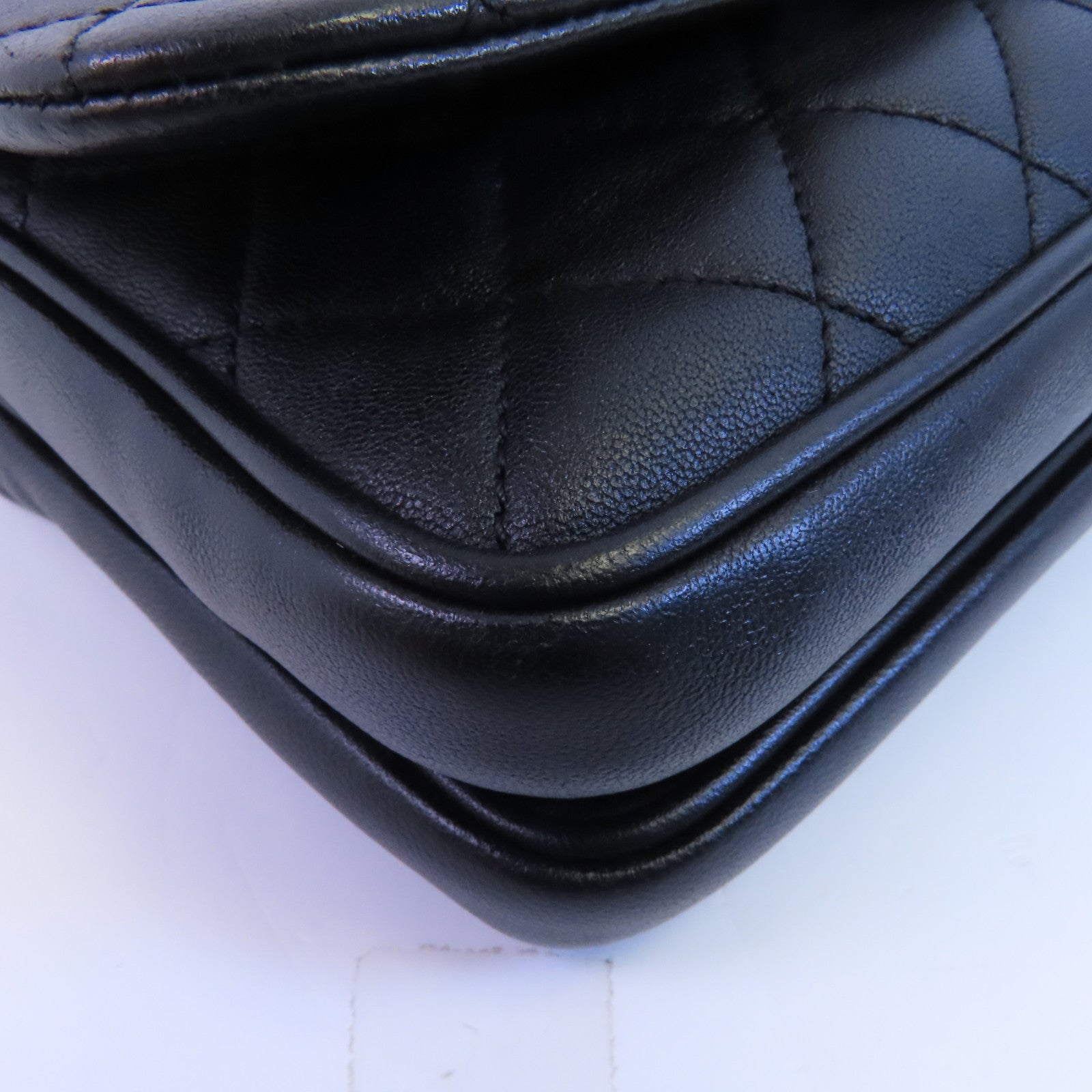 CHANEL 牛皮皮革2Way Shoulder金扣鏈帶手挽肩背兩用袋