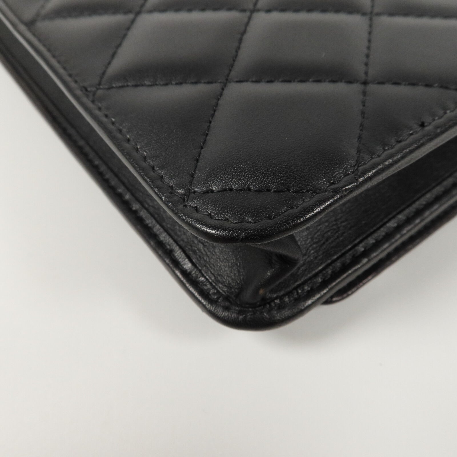 CHANEL 牛皮皮革Cambon Wallet On Chain鏈帶肩背袋