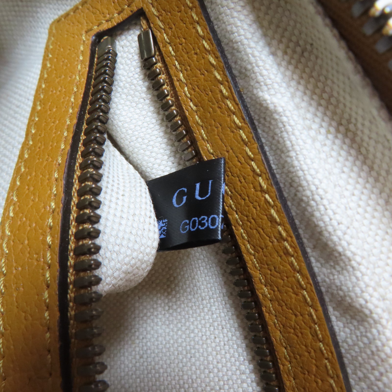 GUCCI 【激減優惠】塗層帆布Disney Gucci Mini Supreme Belt Bag金扣腰包啡色