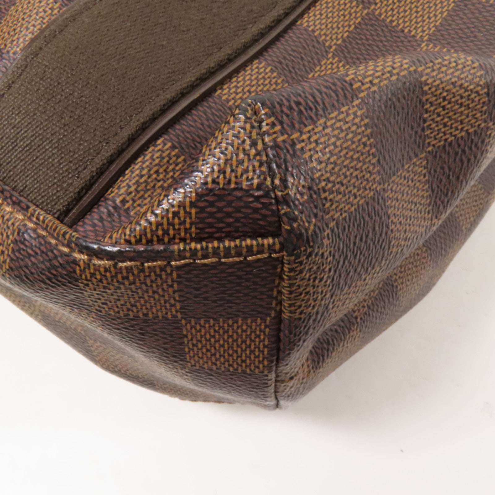 LOUIS VUITTON Damier Beaubourg金扣肩背袋棕色