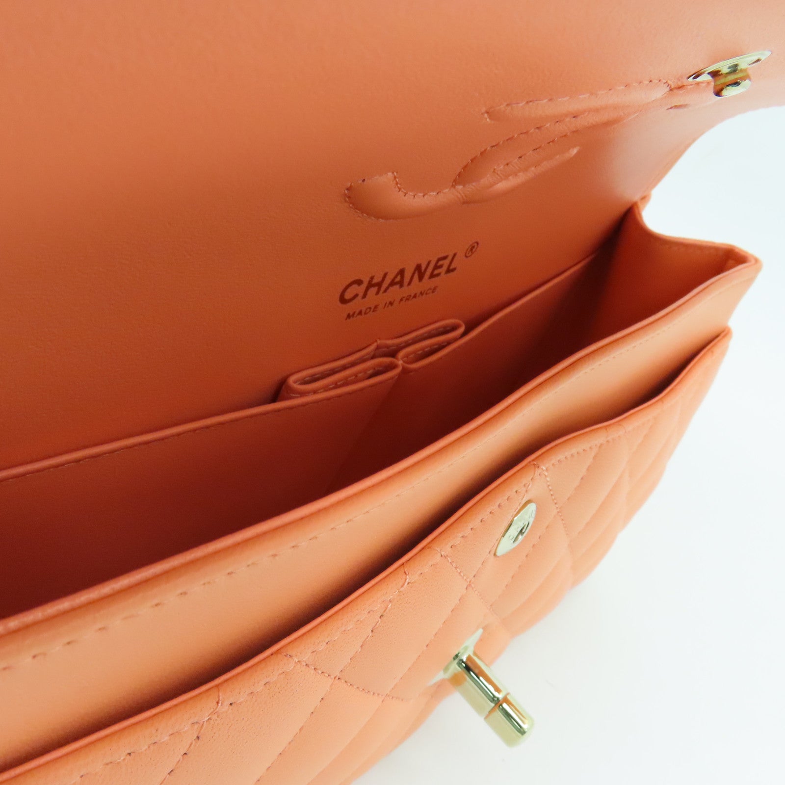 CHANEL 【激減優惠】菱格羊皮皮革Classic Bag金扣鏈帶肩背袋粉紅色