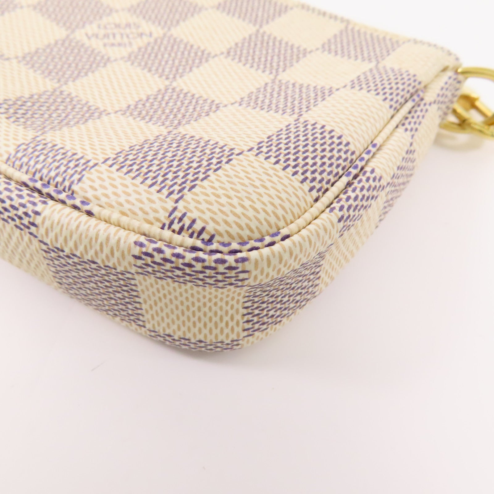 LOUIS VUITTON Damier Azur Mini Pochette Accessories金扣鏈帶手挽袋