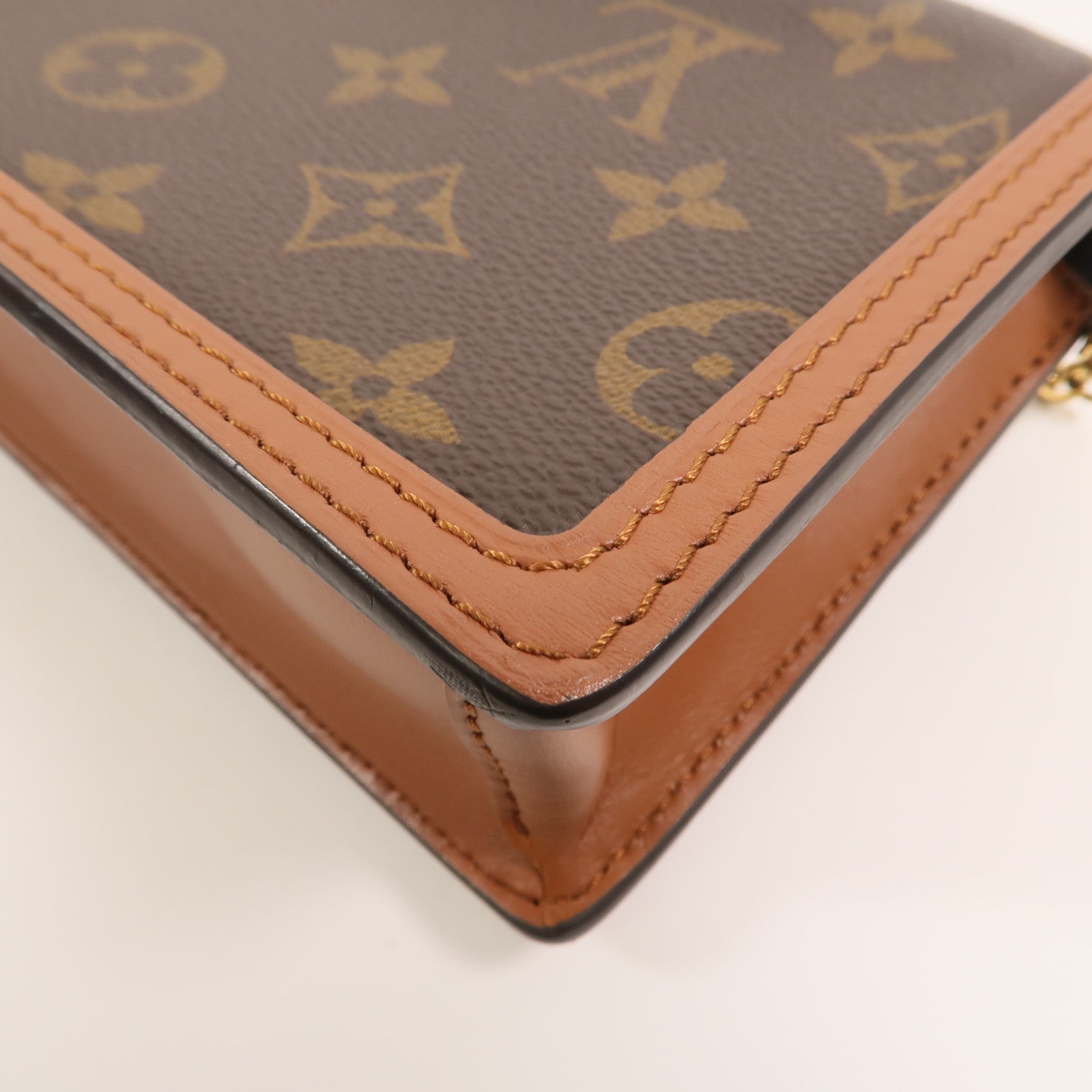 LOUIS VUITTON Monogram Reverse Dauphine肩背袋