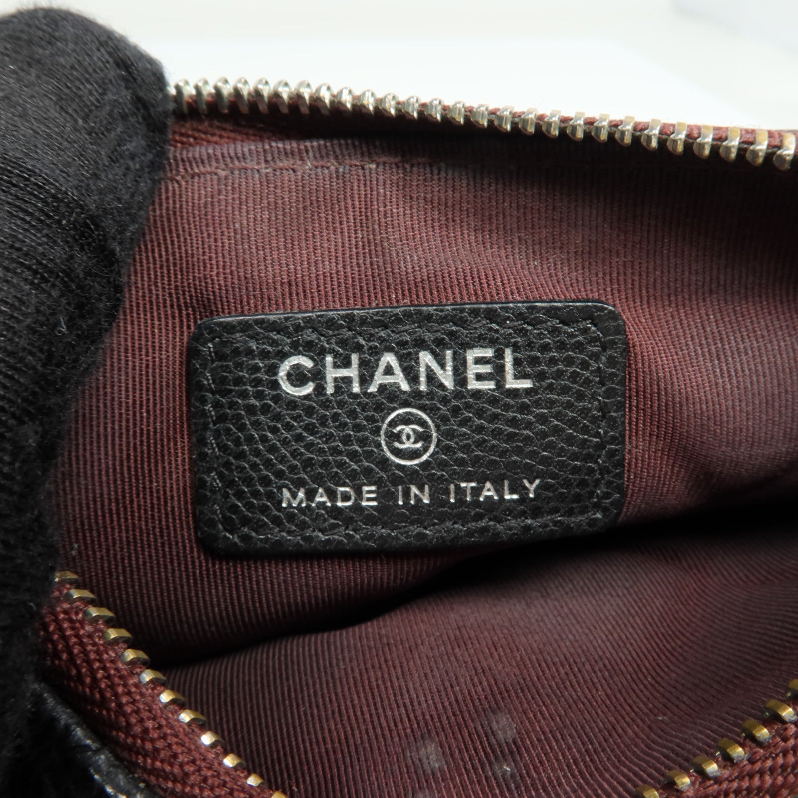 CHANEL 牛皮皮革Pouch銀扣錢包