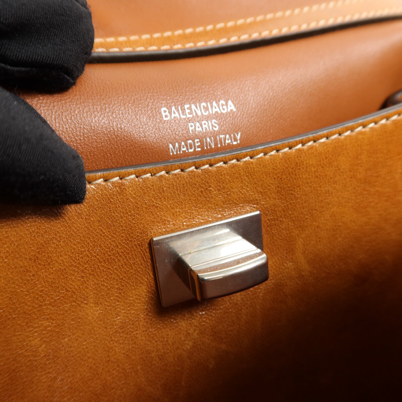 BALENCIAGA 牛皮皮革Mini Rodeo手挽肩背兩用袋