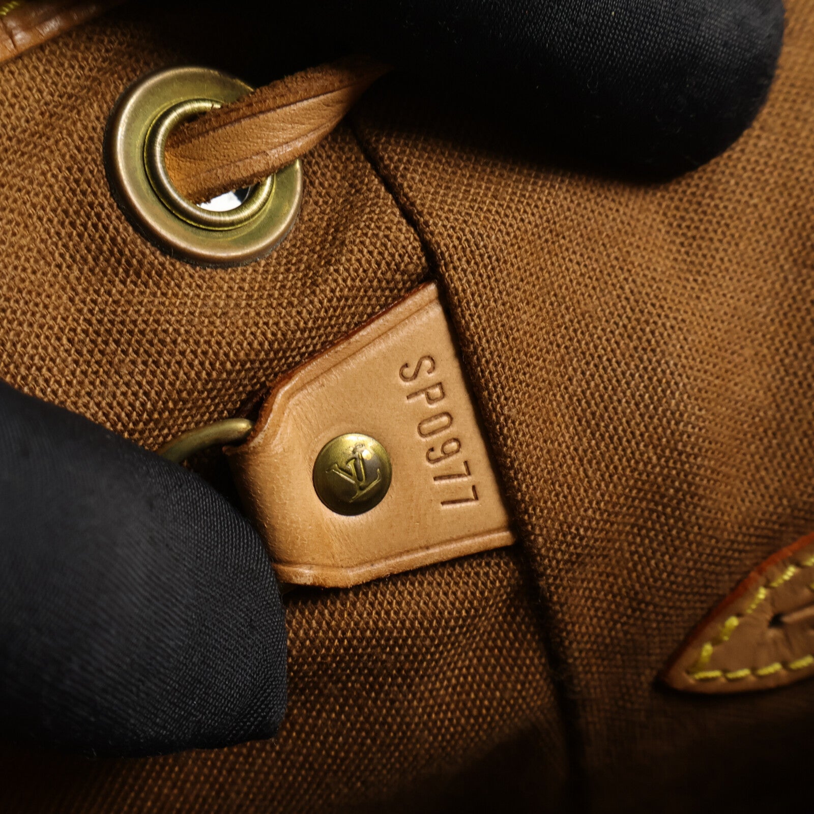 LOUIS VUITTON Monogram Montsouris MM Backpack背包