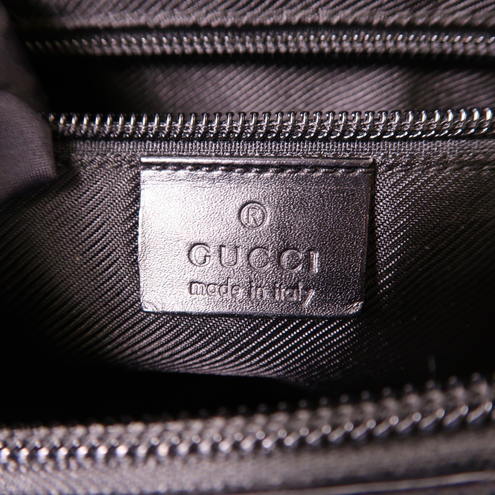 GUCCI 帆布Shoulder Bag銀扣肩背袋