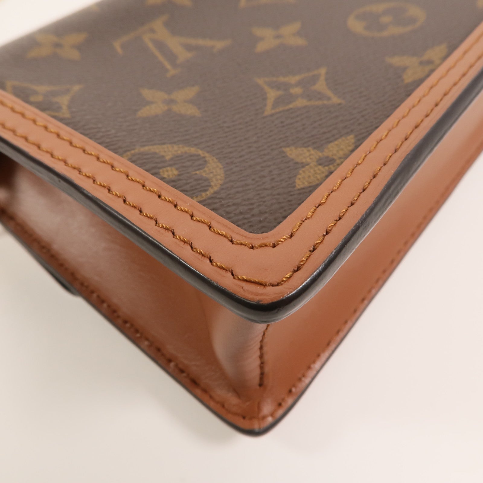 LOUIS VUITTON Monogram Reverse Dauphine肩背袋