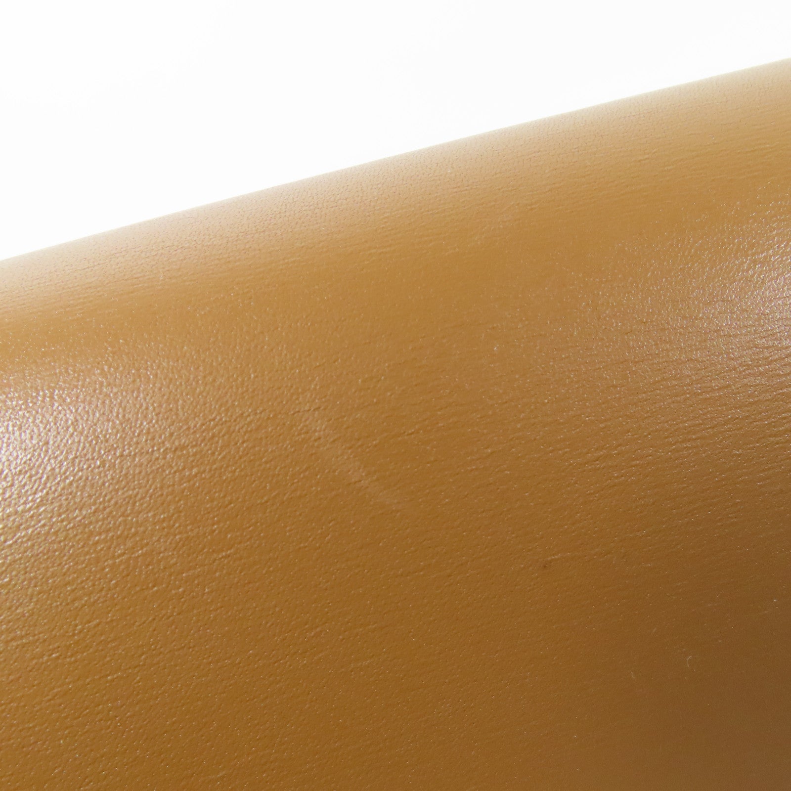 YVES SAINT LAURENT 牛皮皮革Manhattan Small金扣肩背袋