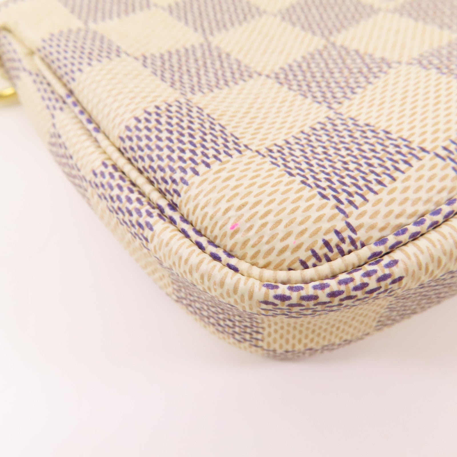 LOUIS VUITTON Damier Azur Mini Pochette Accessories金扣鏈帶手挽袋