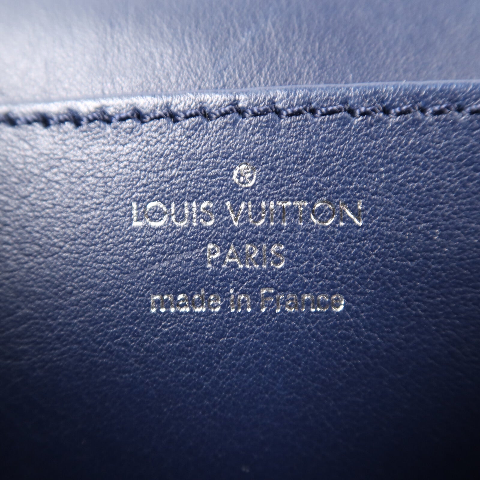 LOUIS VUITTON 牛皮皮革Vivienne NM銀扣手挽肩背兩用袋