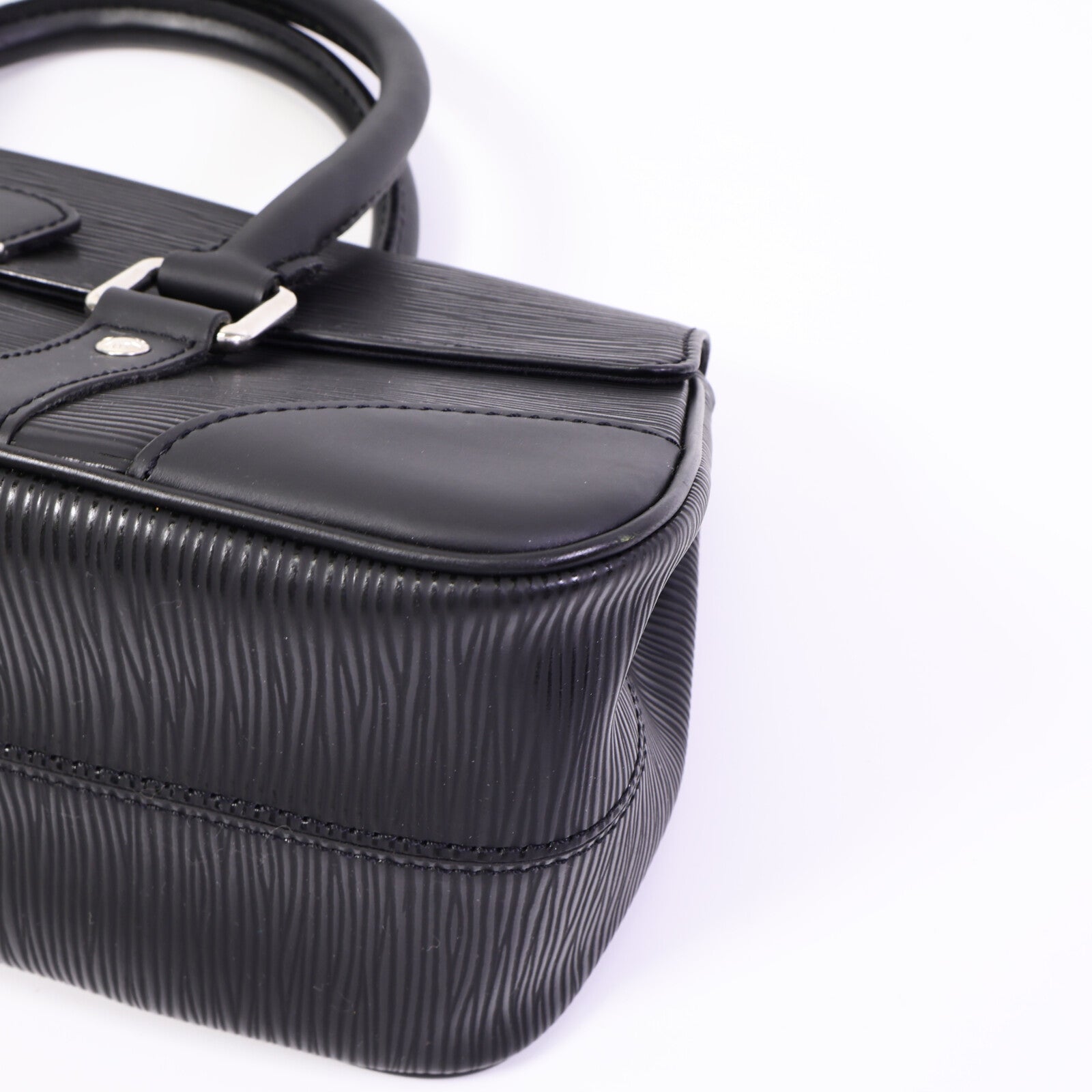 LOUIS VUITTON Epi Segur PM銀扣手挽袋