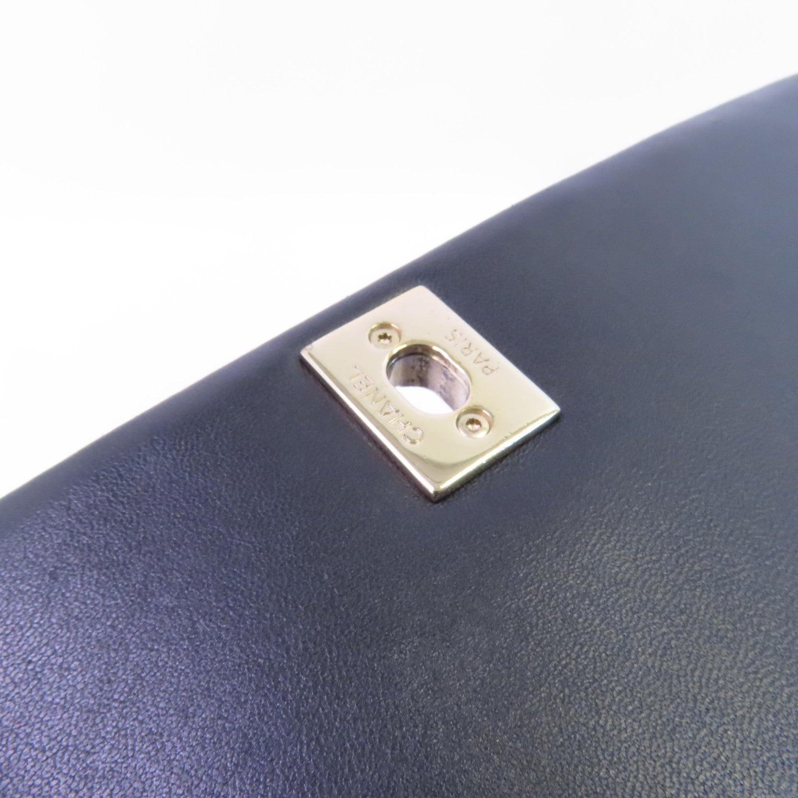 CHANEL 牛皮皮革2Way Shoulder金扣鏈帶手挽肩背兩用袋