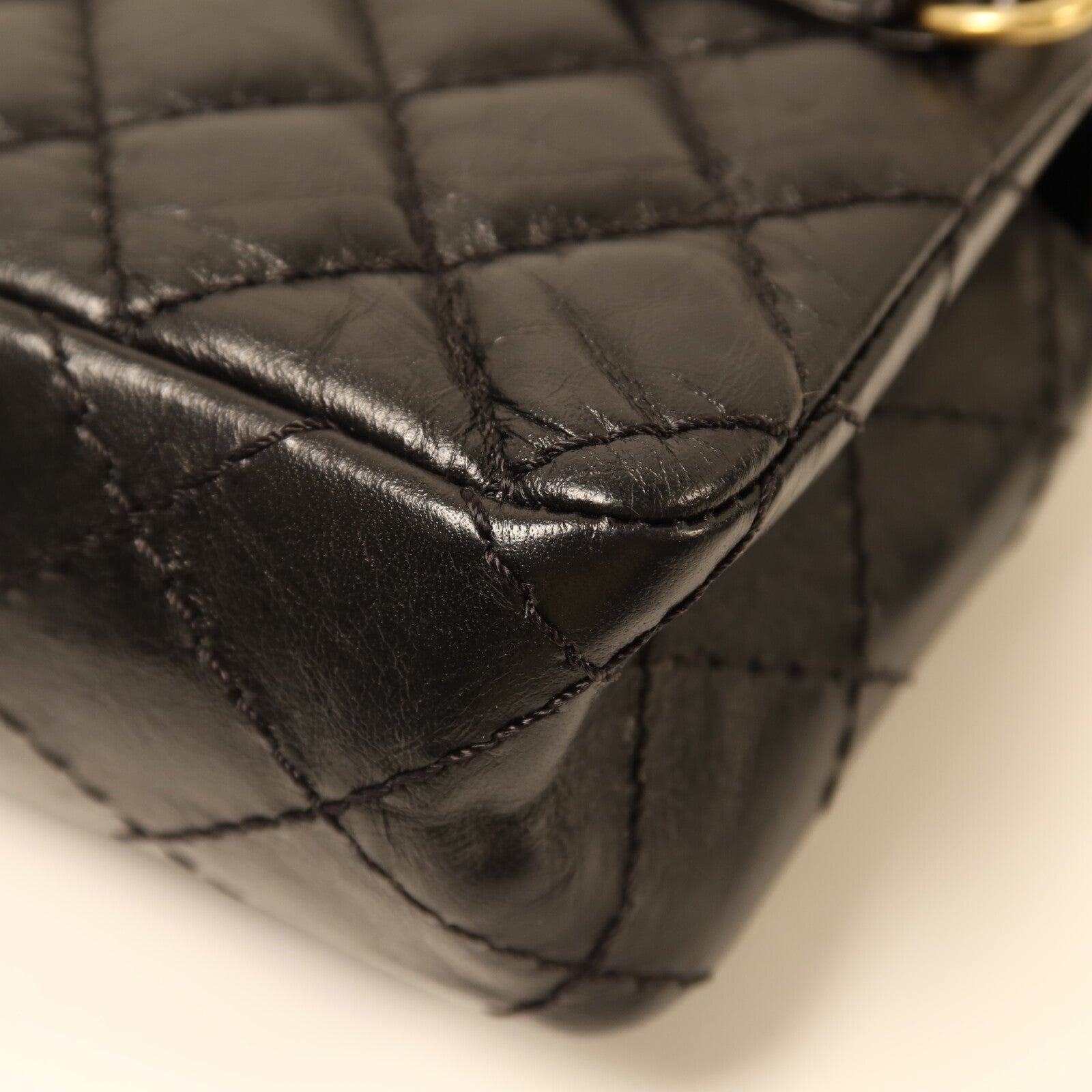 CHANEL 牛皮皮革Shoulder Bag金扣鏈帶肩背袋
