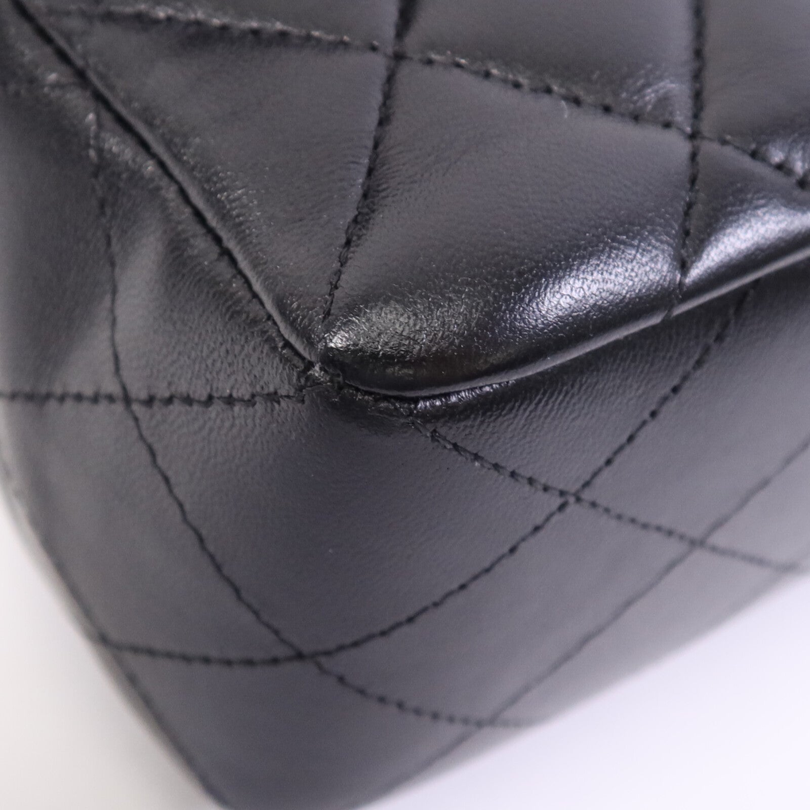 CHANEL 羊皮皮革Classic 23金扣鏈帶肩背袋