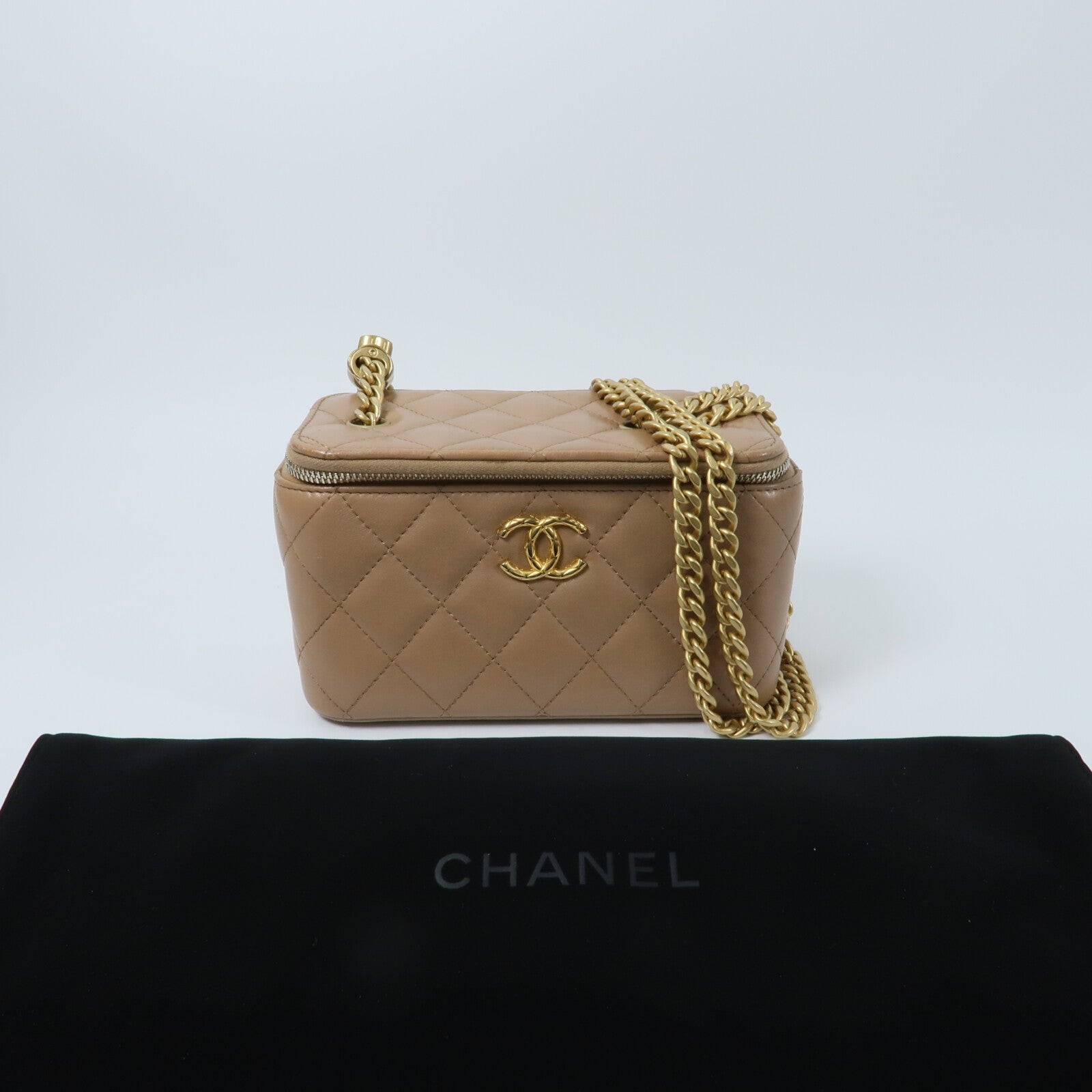 CHANEL 羊皮皮革Vanity Case鏈帶肩背袋