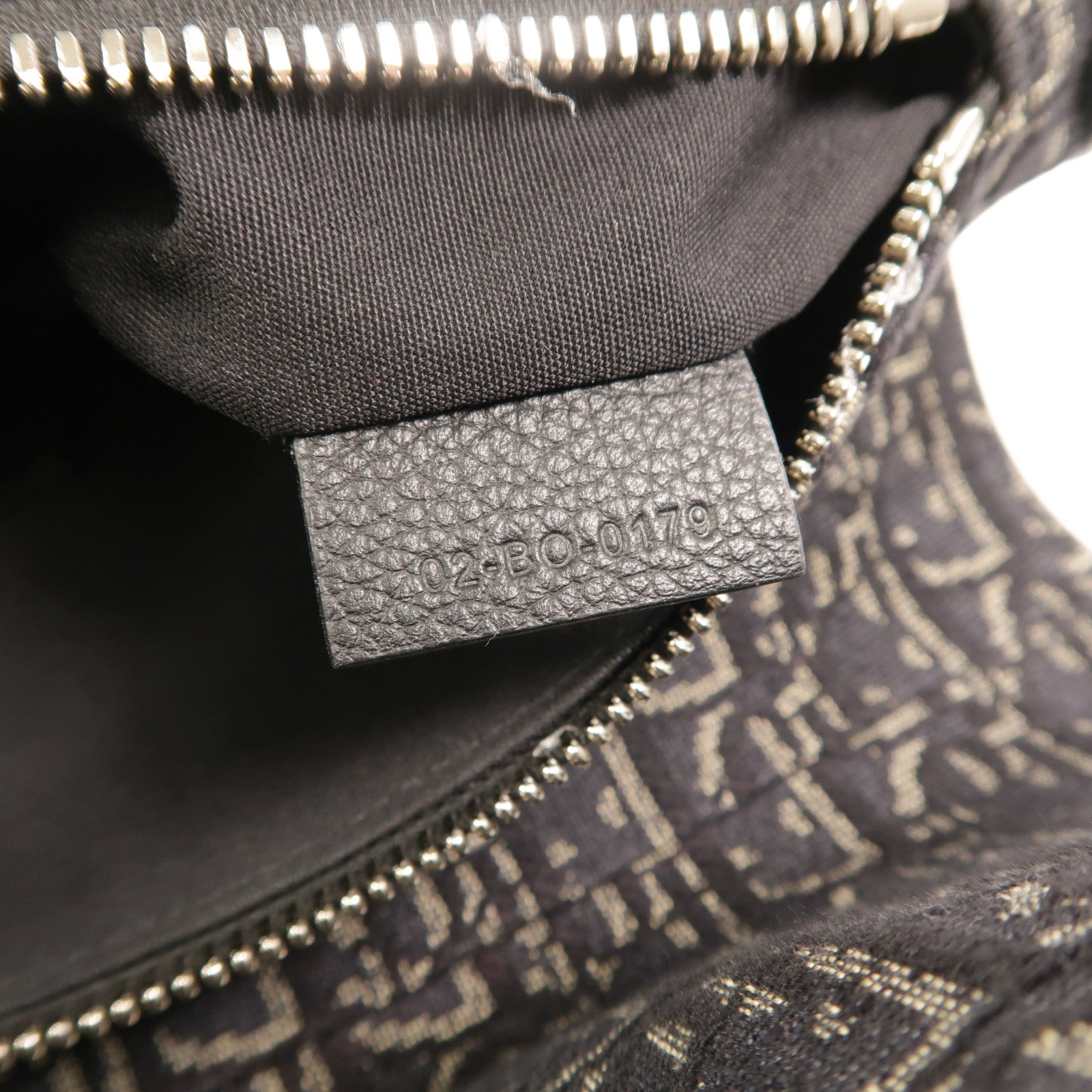 Dior Oblique帆布Saddle肩背袋