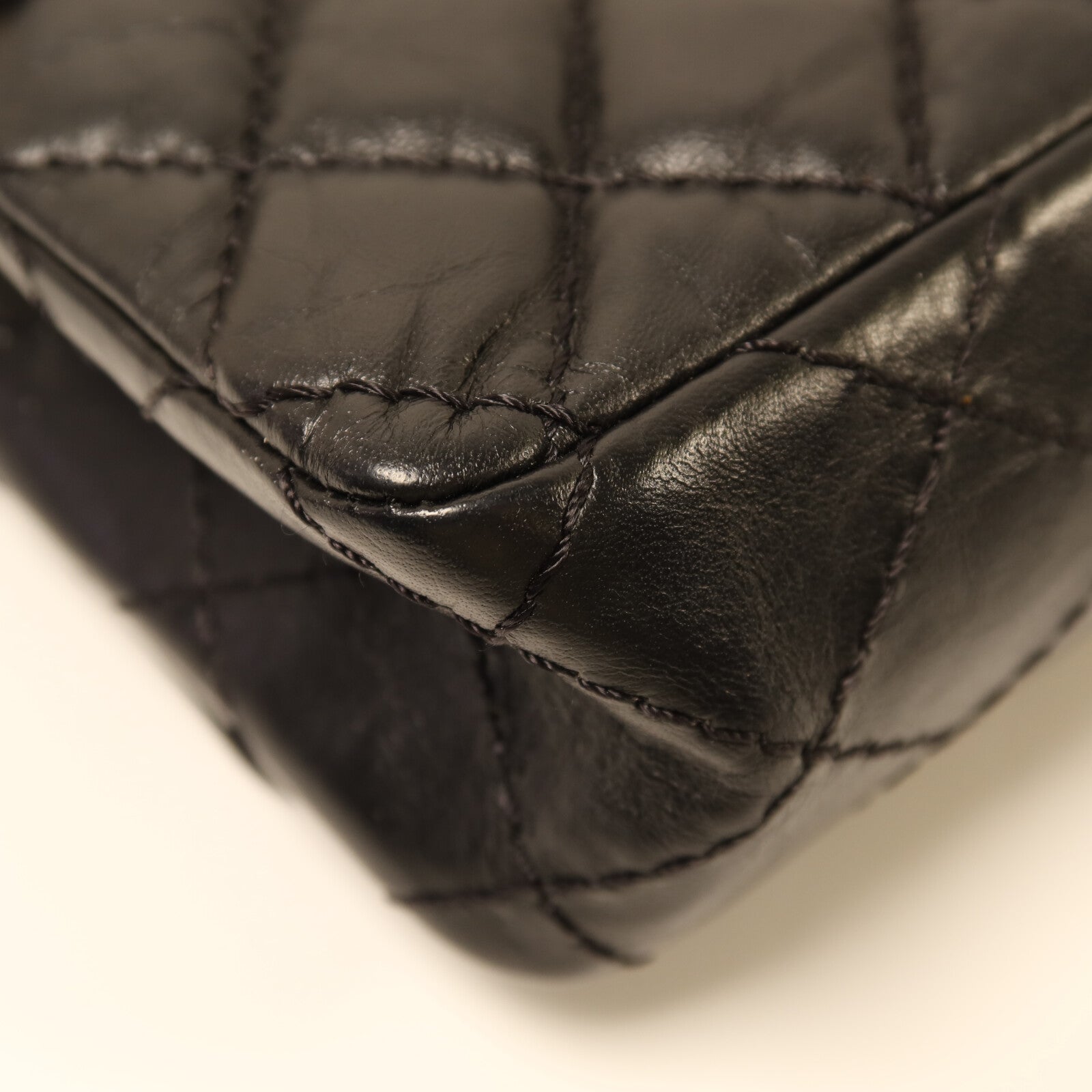 CHANEL 牛皮皮革Shoulder Bag金扣鏈帶肩背袋