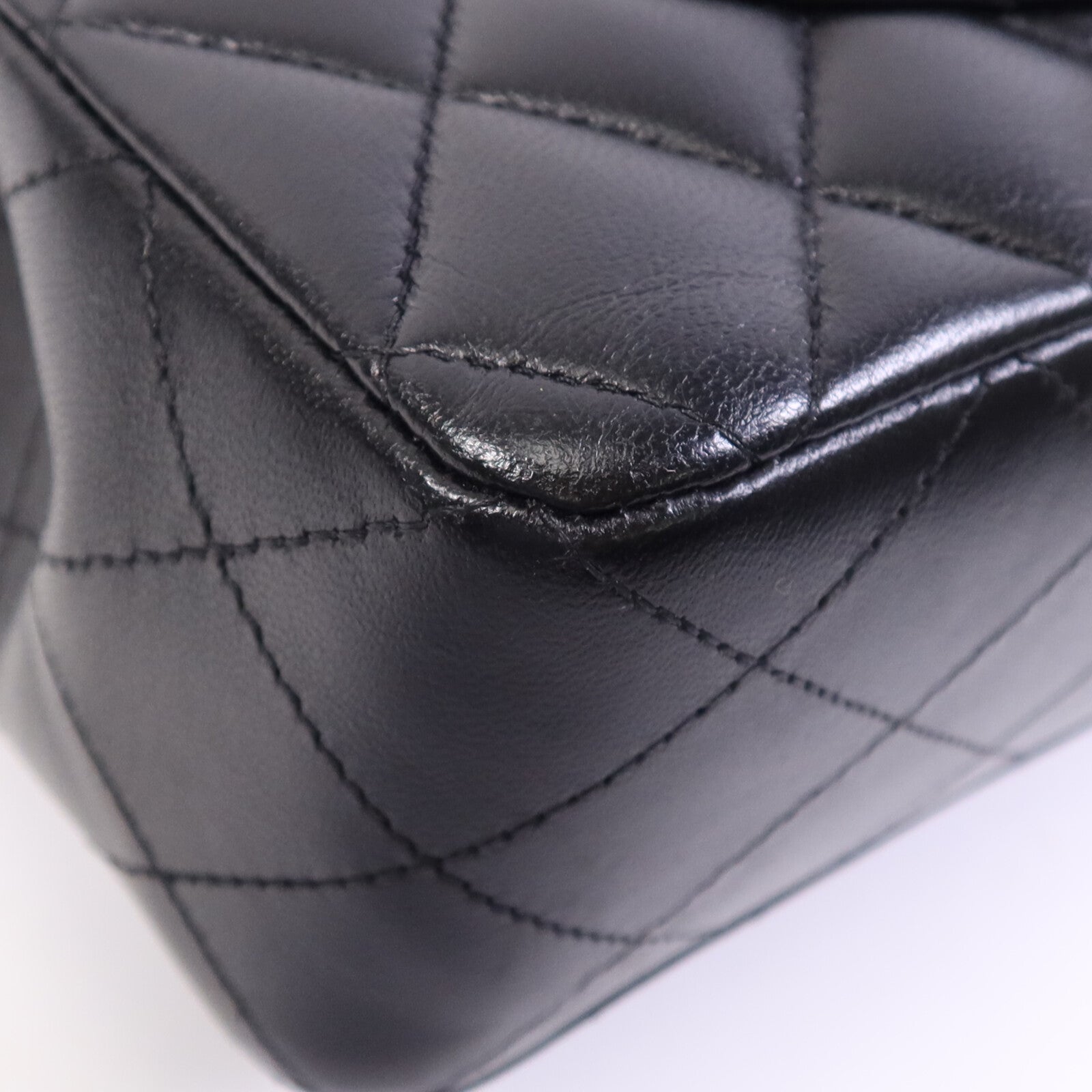 CHANEL 羊皮皮革Classic 23金扣鏈帶肩背袋