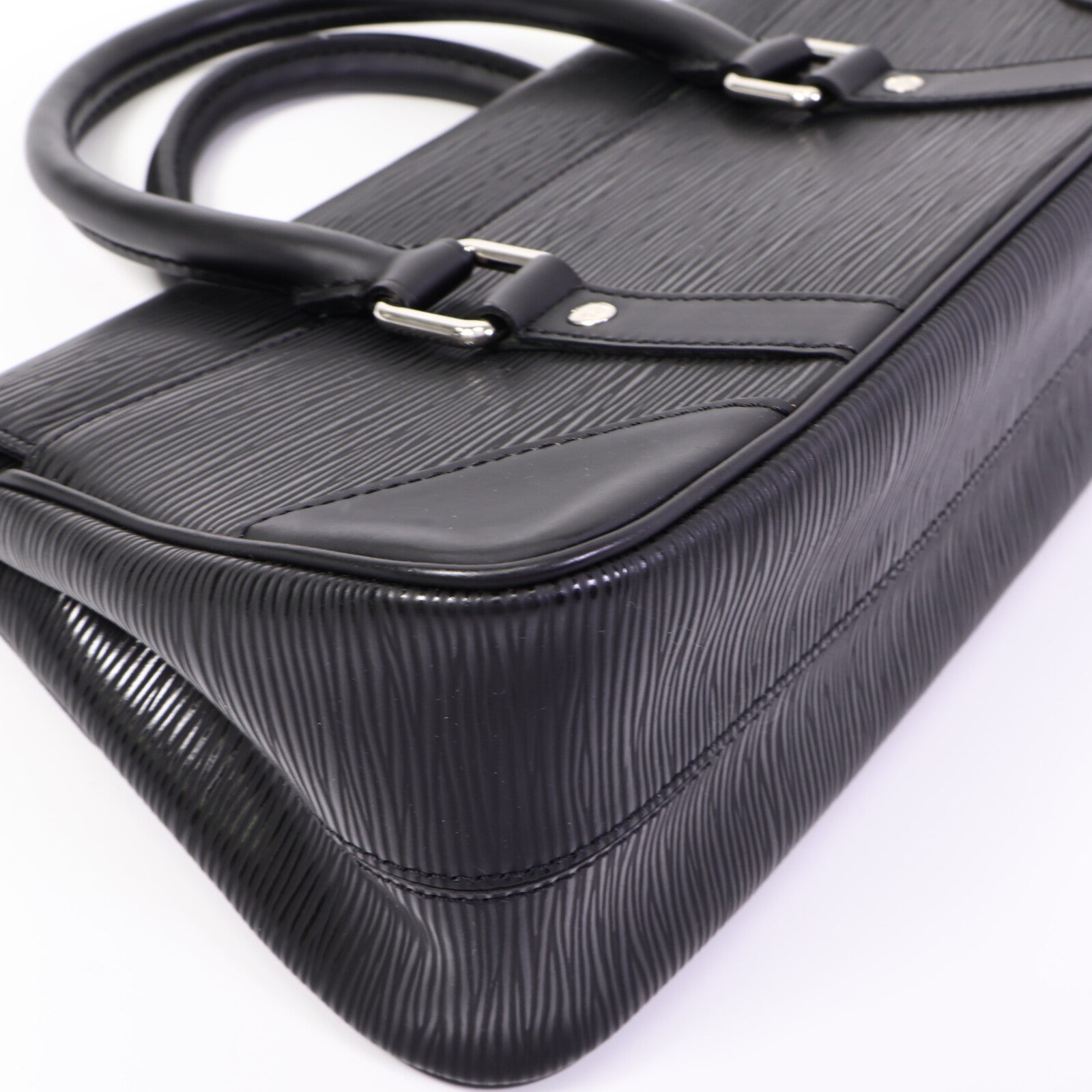 LOUIS VUITTON Epi Segur PM銀扣手挽袋