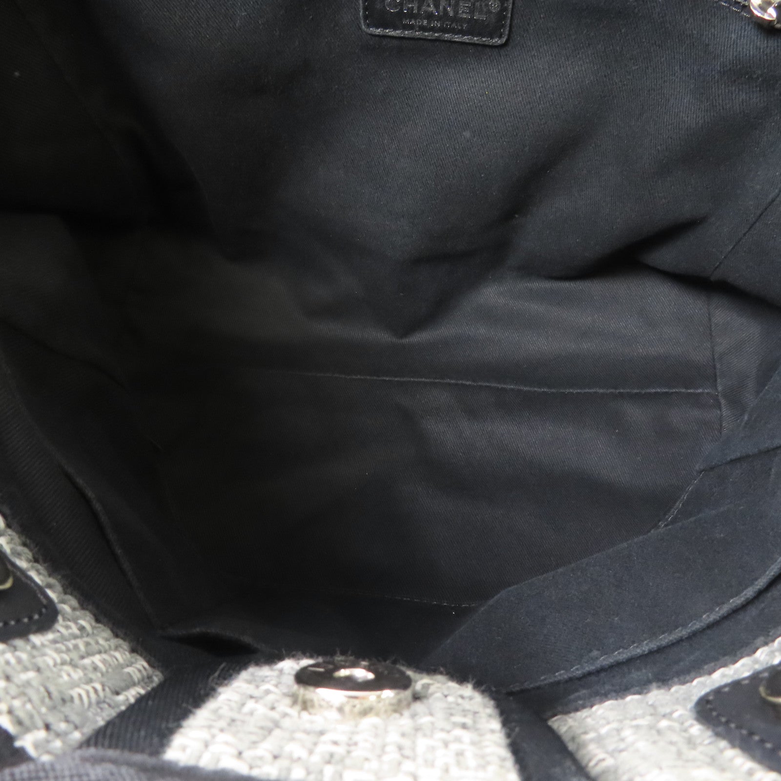 CHANEL 帆布Deauville Tote Bag銀扣肩背袋