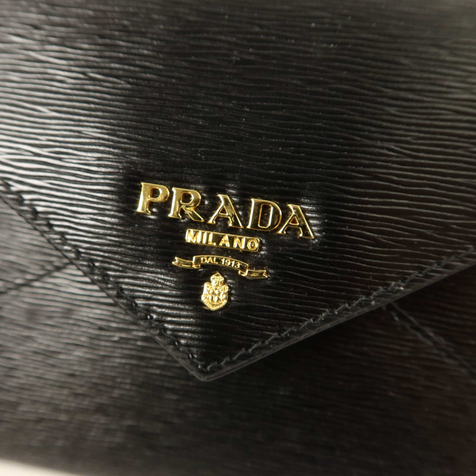 PRADA Saffiano皮革Long Wallet金扣長錢包