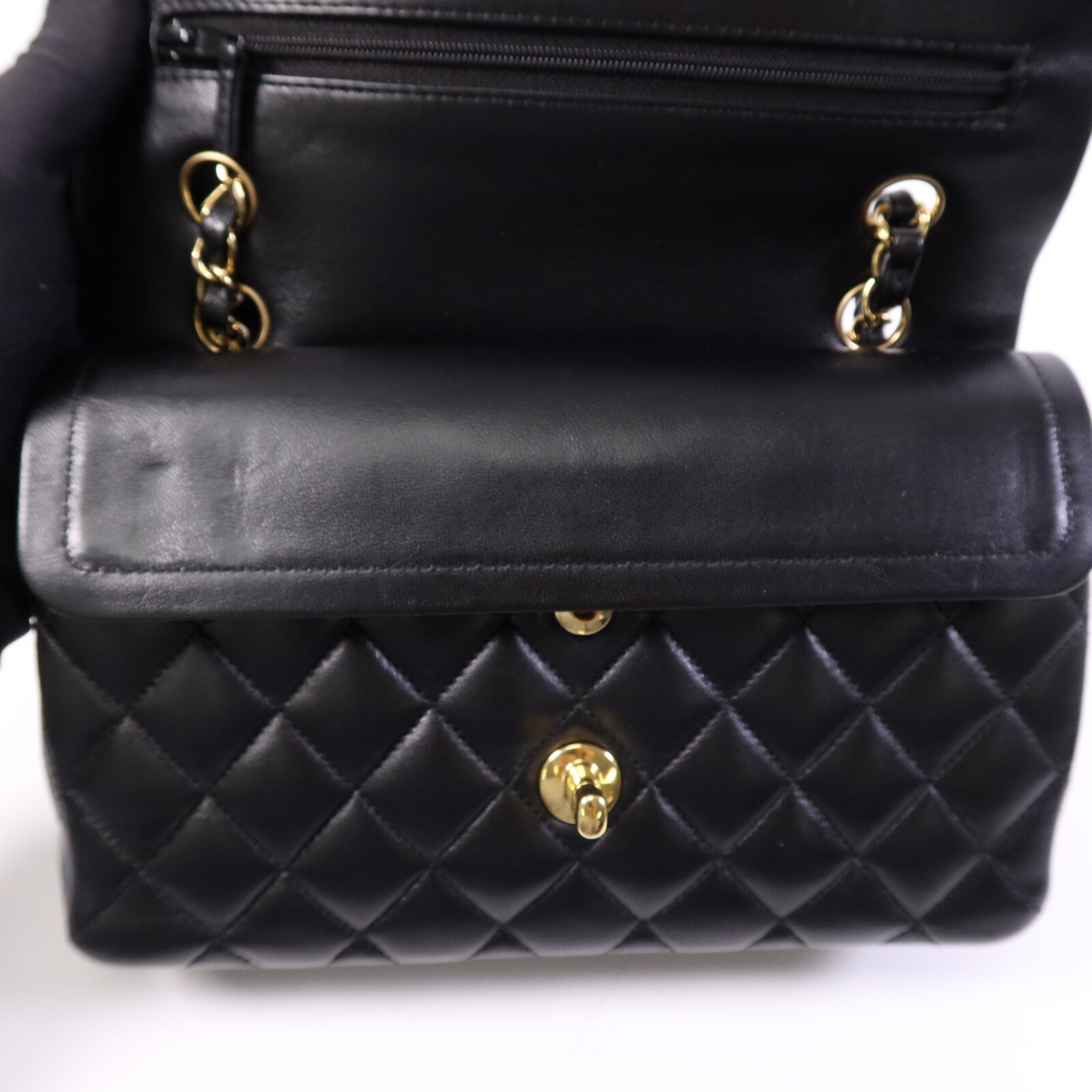 CHANEL 羊皮皮革Classic 23金扣鏈帶肩背袋