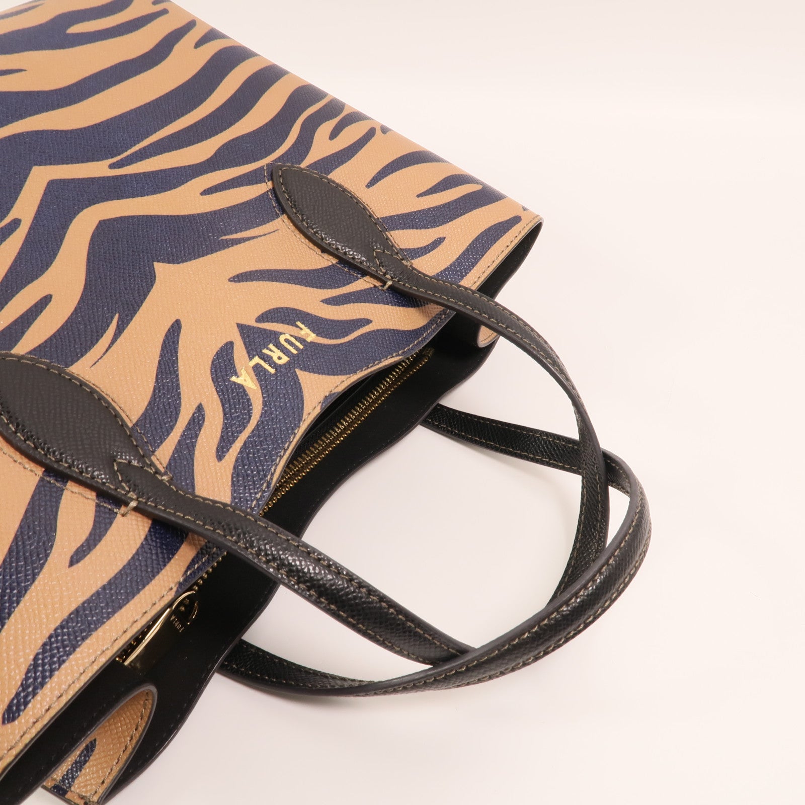 Furla 牛皮皮革Tote Bag金扣手挽袋