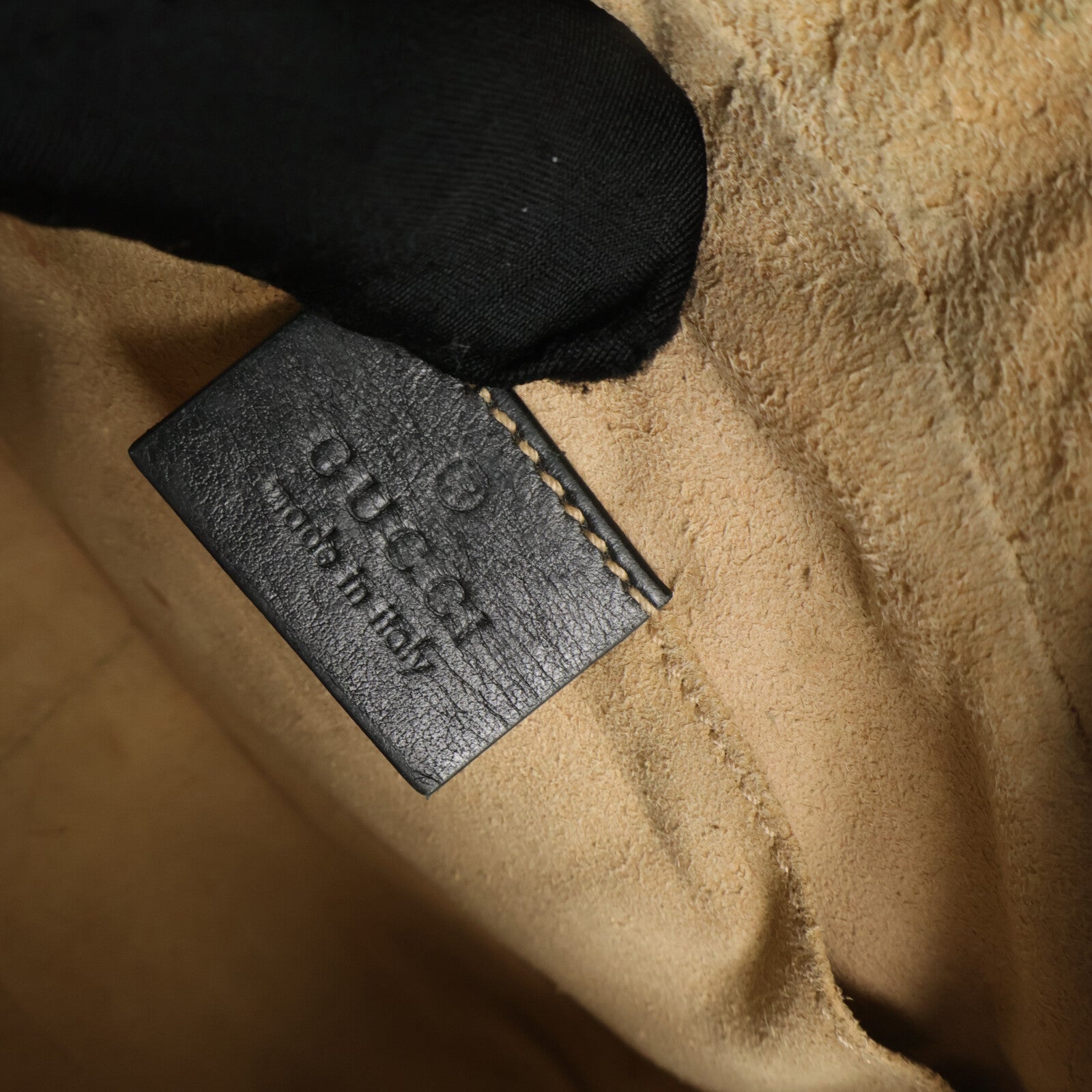 GUCCI 牛皮皮革GG Marmont Mini鏈帶肩背袋