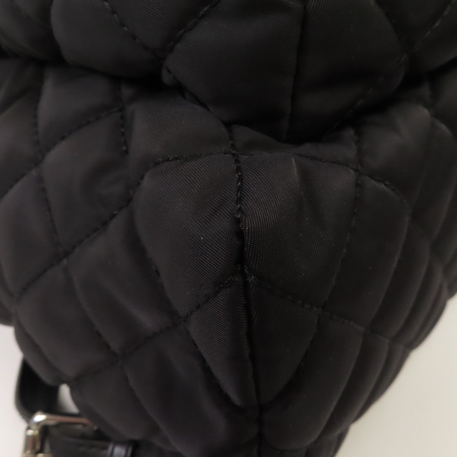 MOSCHINO 菱格帆布Backpack銀扣背包黑色