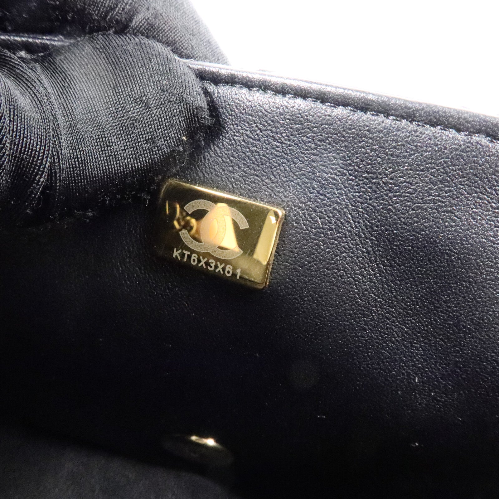CHANEL 牛皮皮革Mini Classic 17鏈帶肩背袋