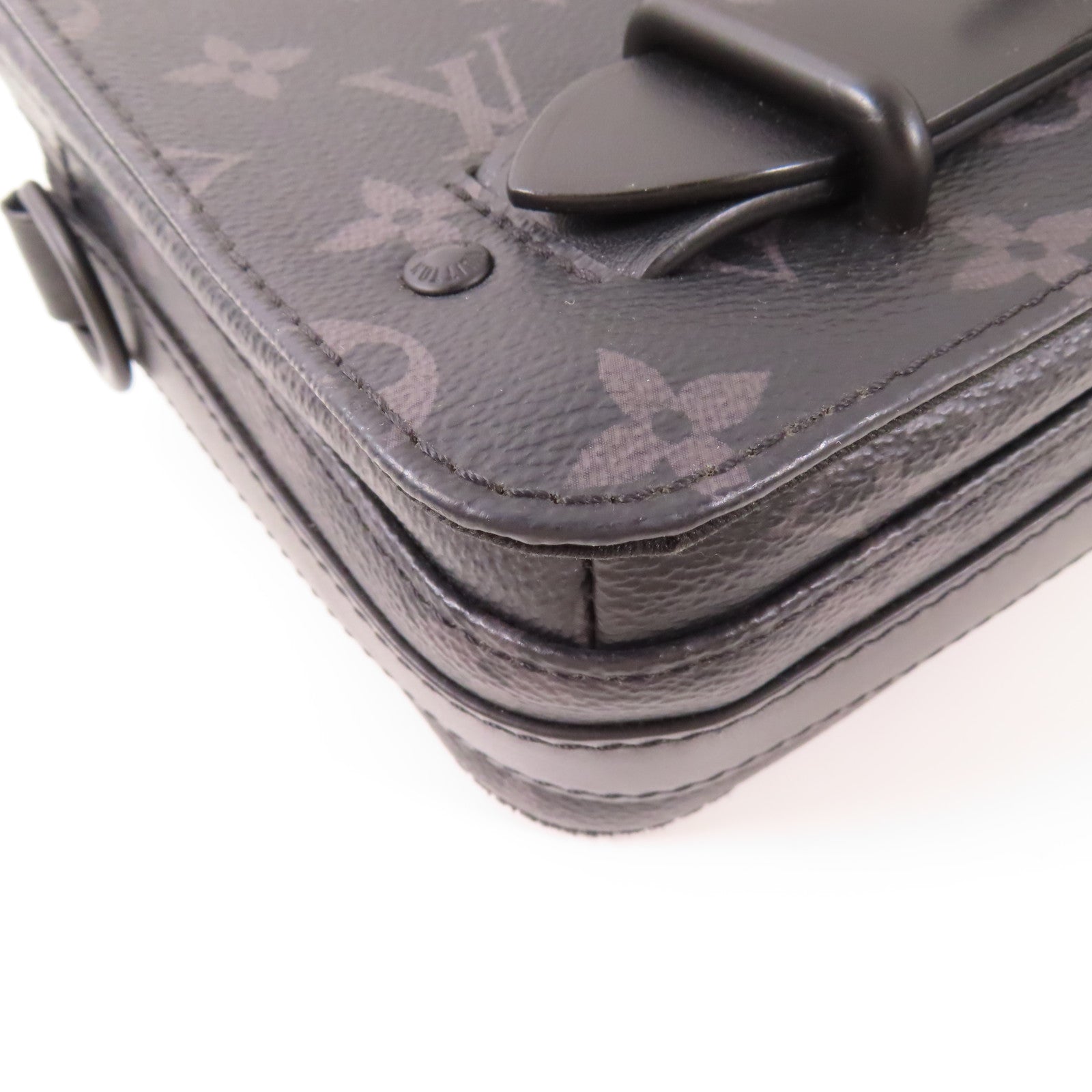 LOUIS VUITTON Monogram Eclipse Steamer肩背袋