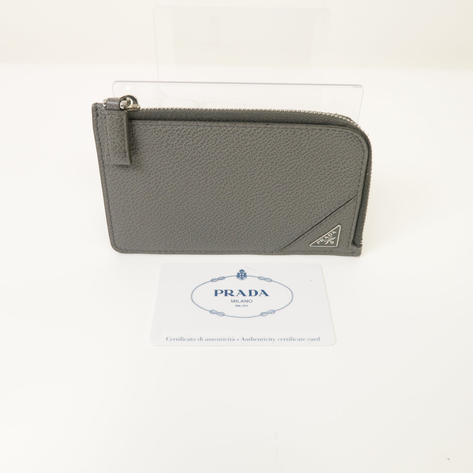 PRADA 牛皮皮革Card Case銀扣卡片套灰色