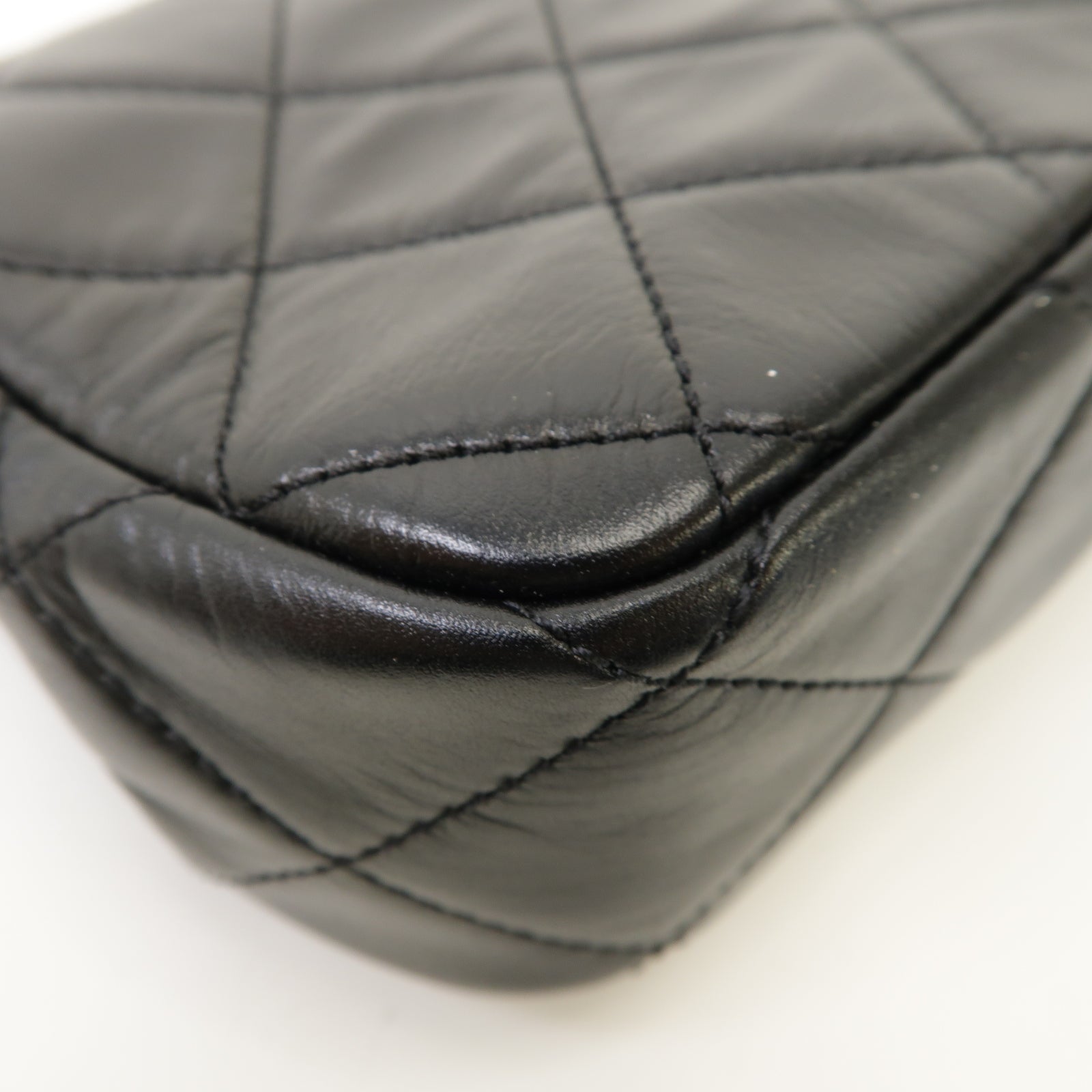 CHANEL 菱格牛皮皮革Chain Shoulder Bag金扣鏈帶肩背袋黑色