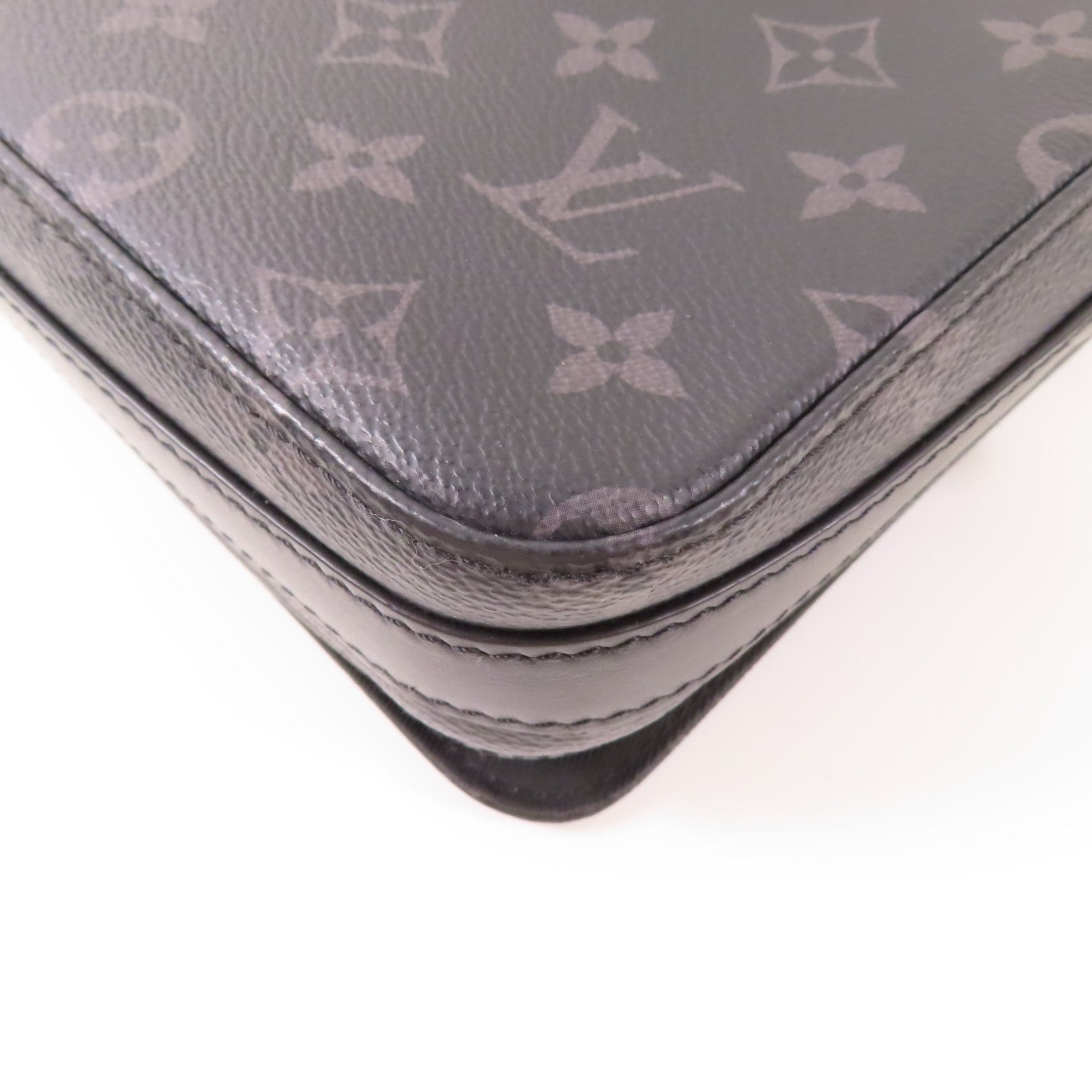 LOUIS VUITTON Monogram Eclipse Steamer肩背袋