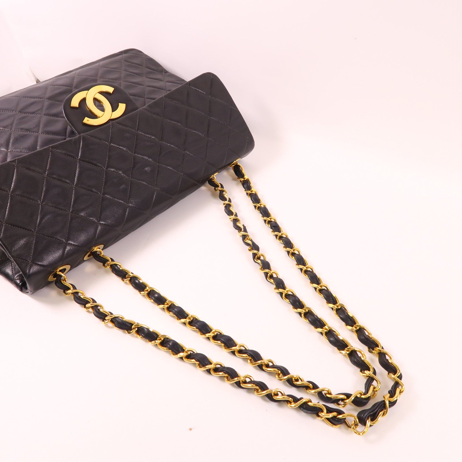 CHANEL 羊皮皮革Vintage Chain Shoulder金扣鏈帶肩背袋