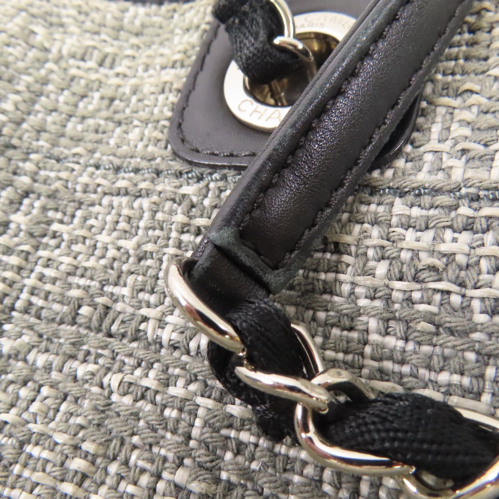 CHANEL 帆布Deauville Tote Bag銀扣肩背袋