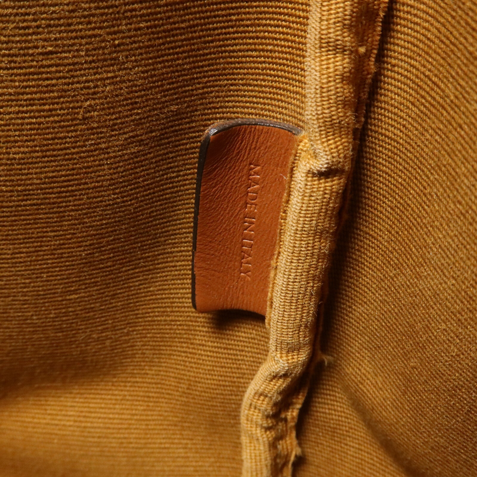 CELINE 塗層帆布Triomphe Bucket Medium肩背袋